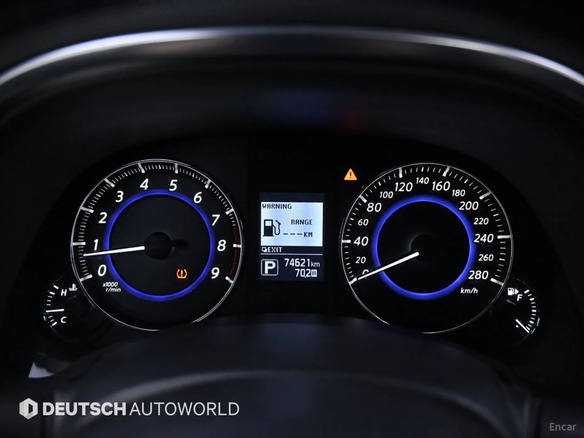 Infiniti QX70 превью 8