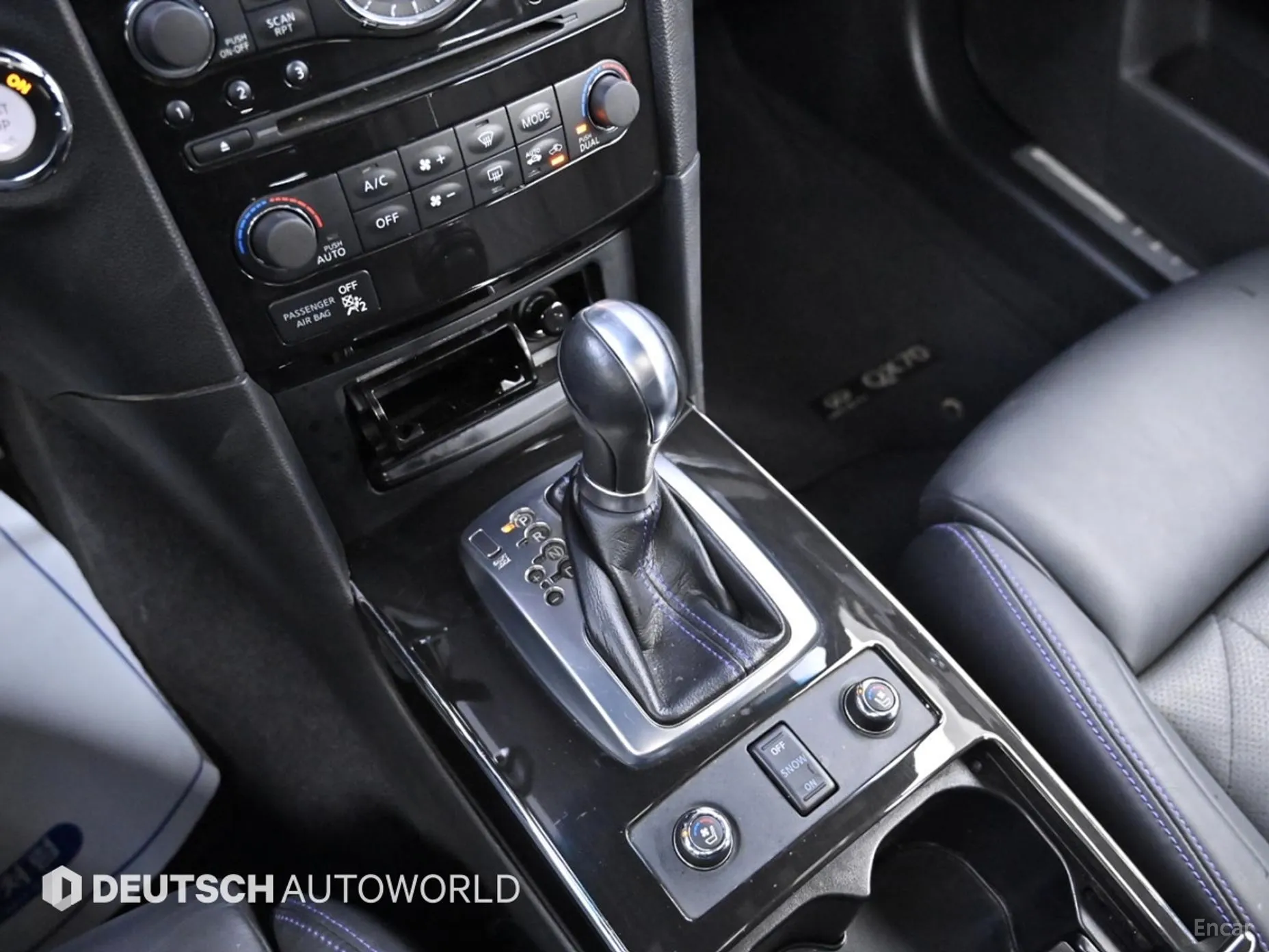 Infiniti QX70 превью 9