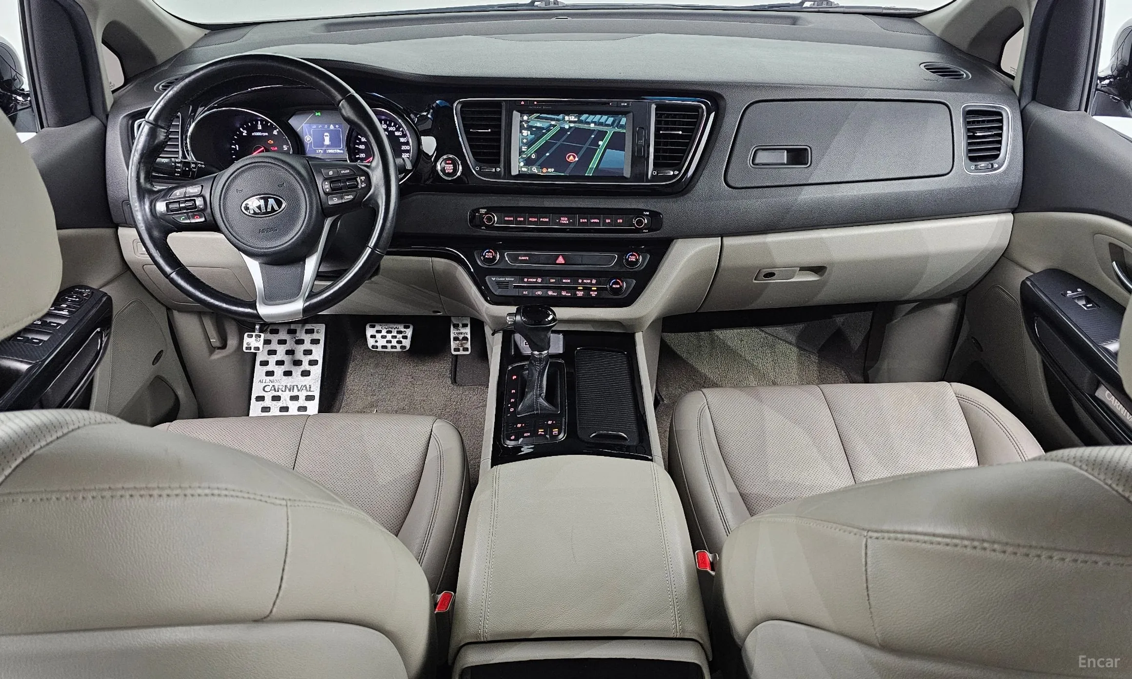 Kia Carnival превью 4