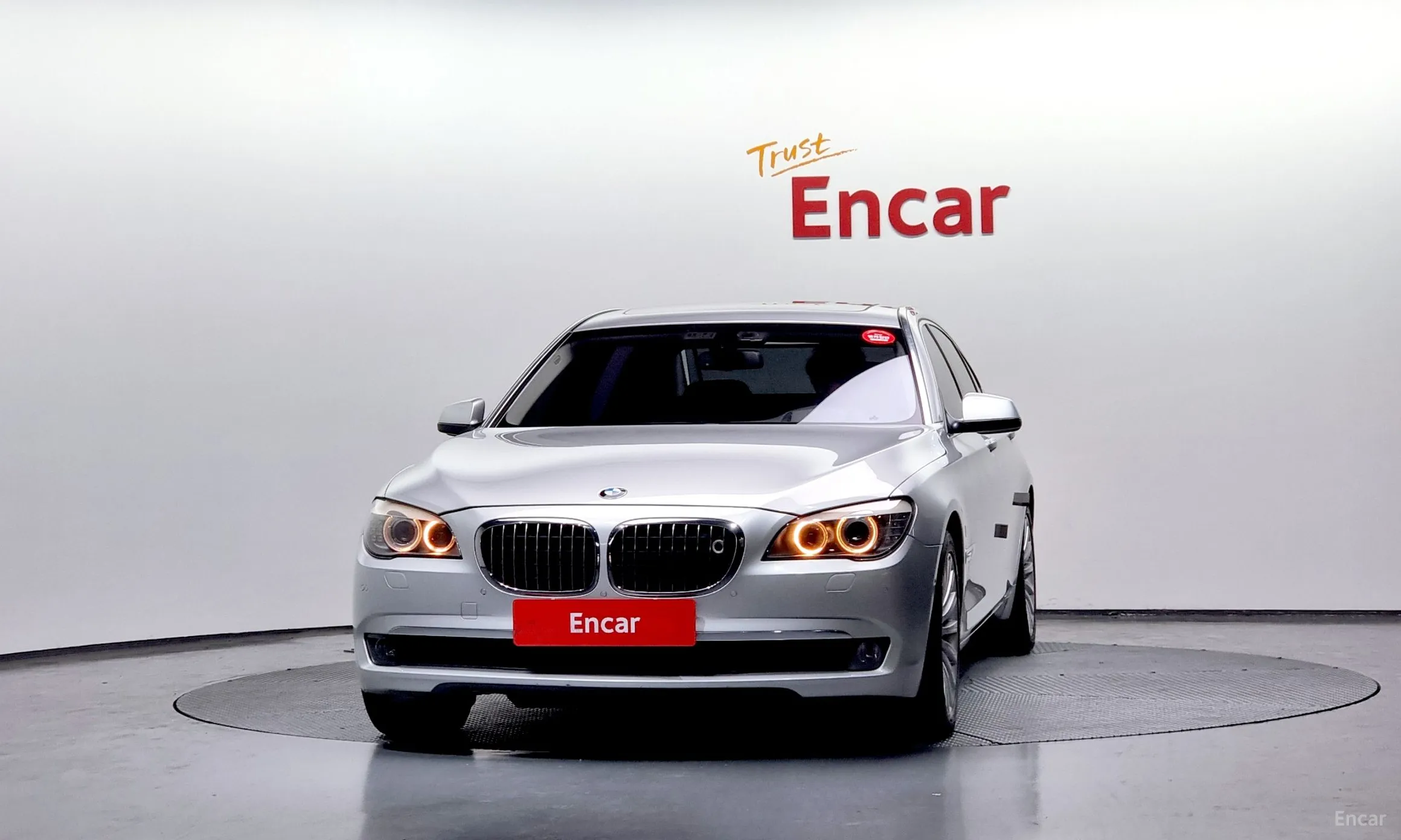 BMW 7 Series (F01) превью 2
