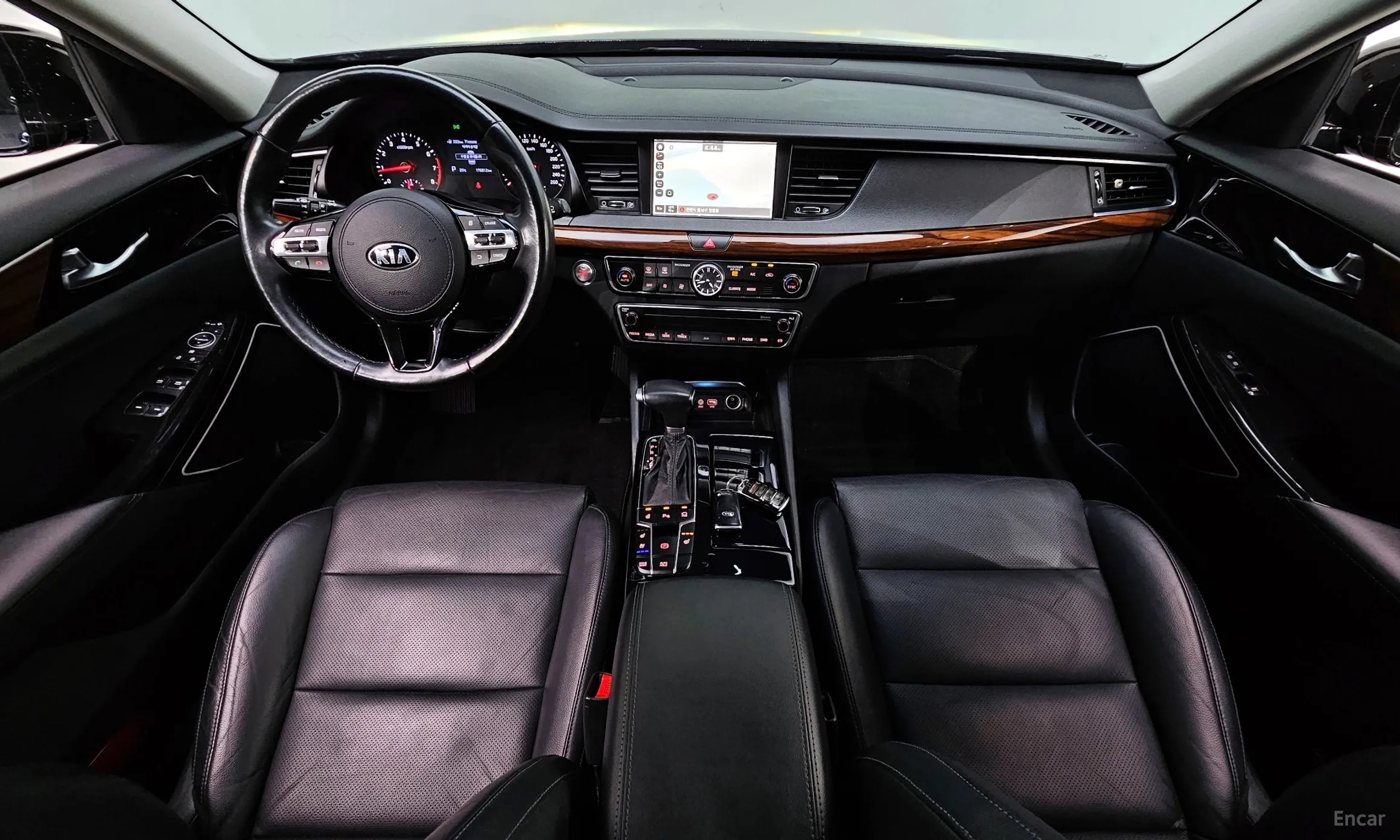 Kia K7 превью 4