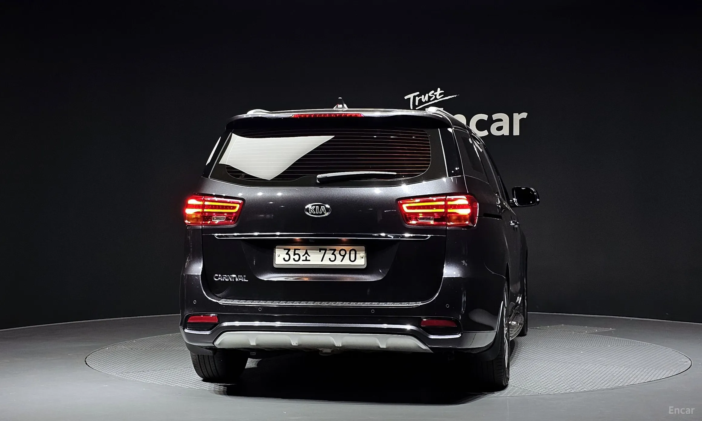Kia Carnival превью 3