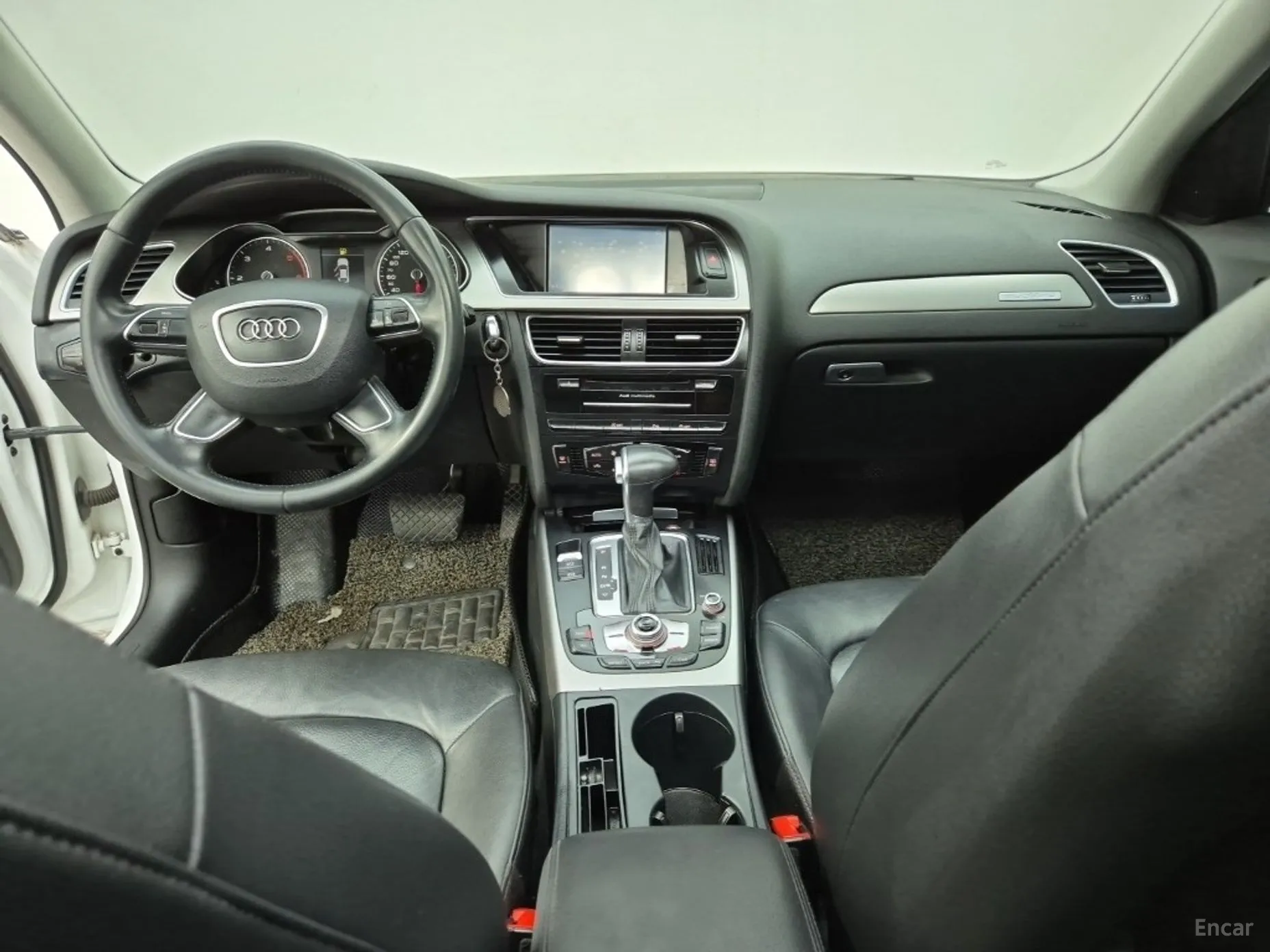 Audi New A4 превью 4