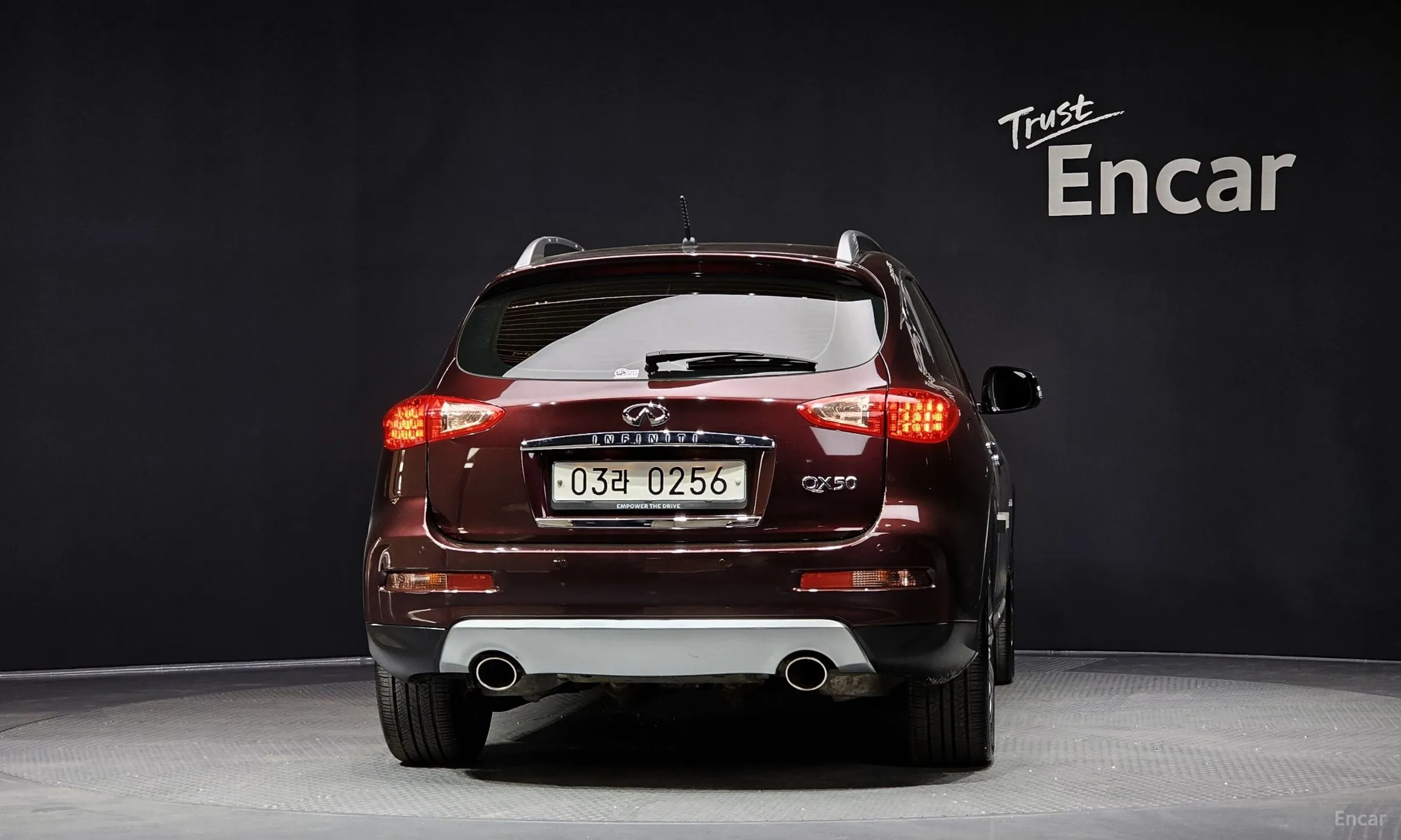 Infiniti QX50 превью 4