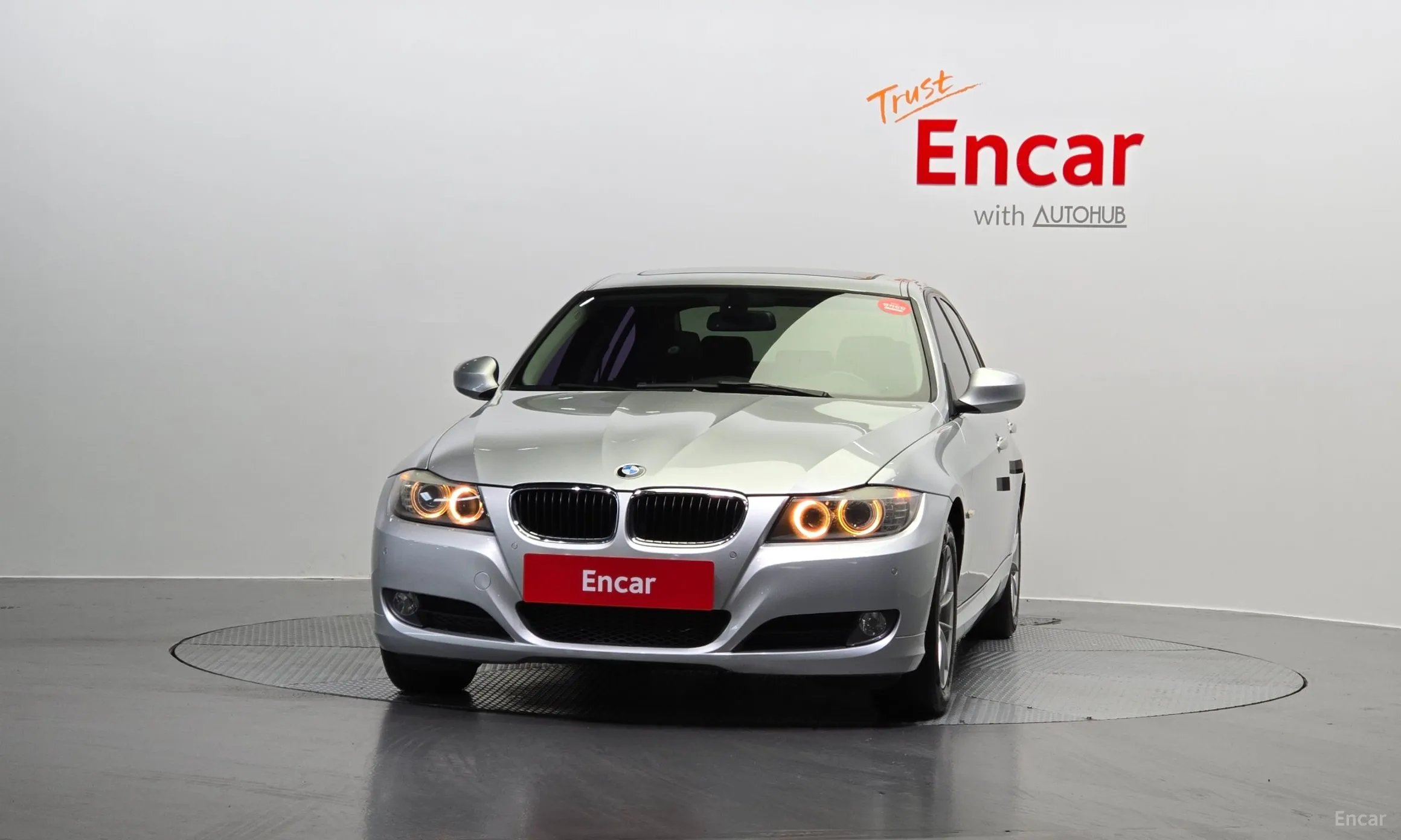 BMW 3 Series (E90) превью 2