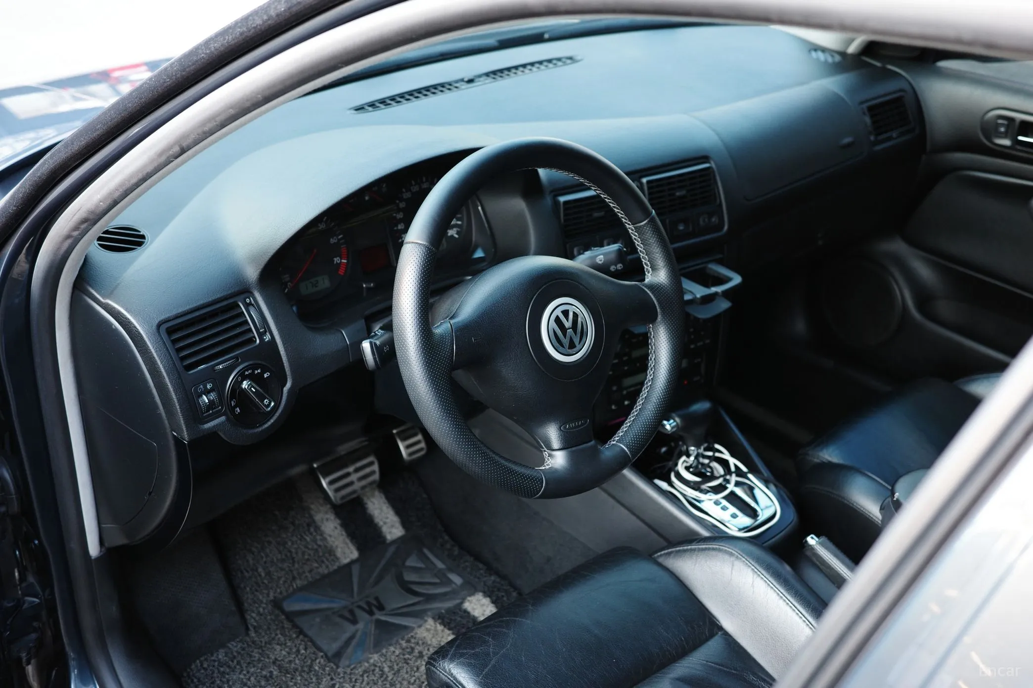 Volkswagen Golf Gen 4 превью 4