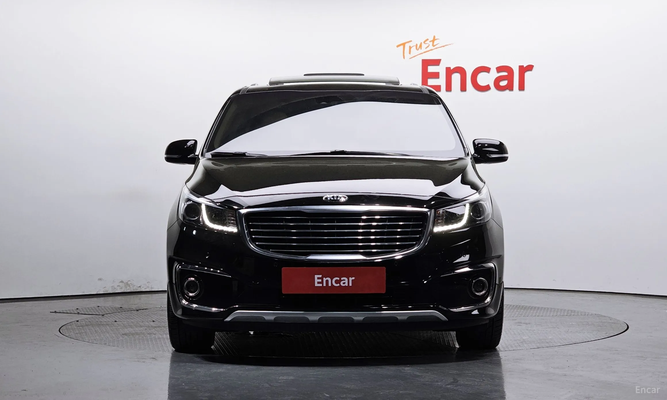Kia Carnival превью 2