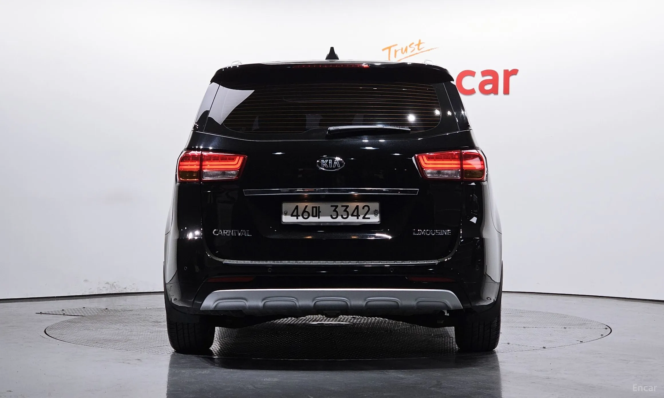 Kia Carnival превью 3