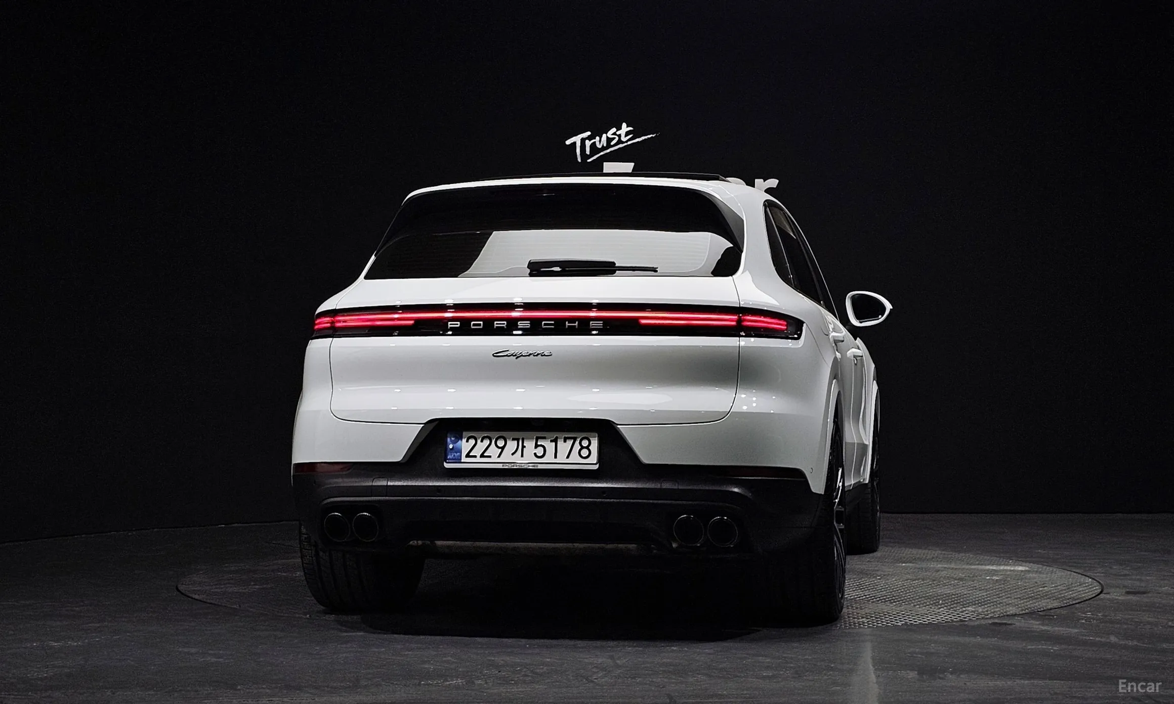 Porsche Cayenne (PO536) превью 3
