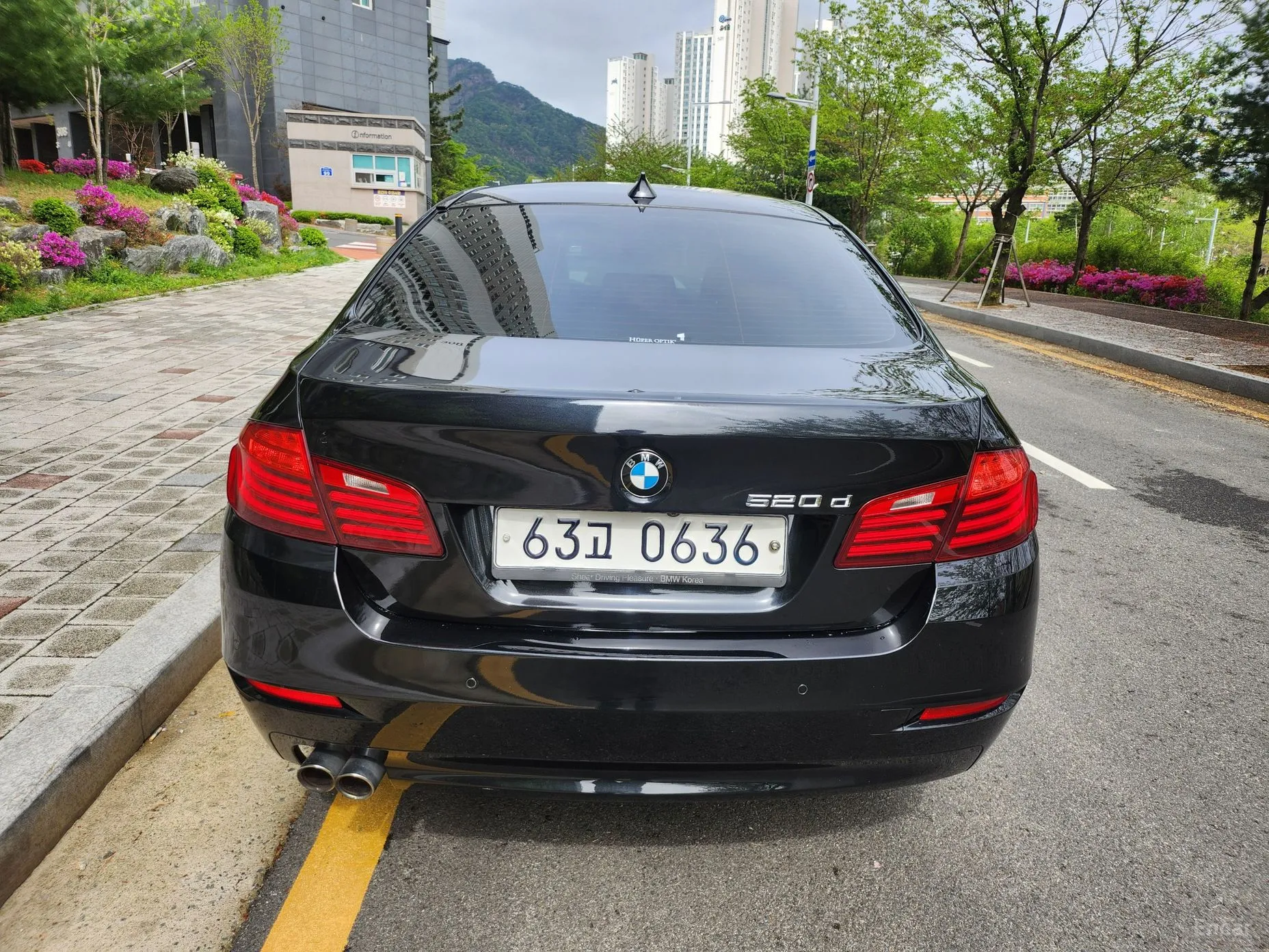 BMW 5 Series (F10) превью 3