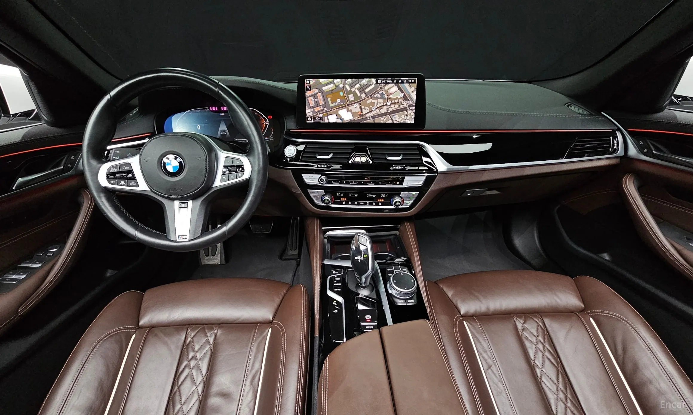 BMW 5 Series (G30) превью 4