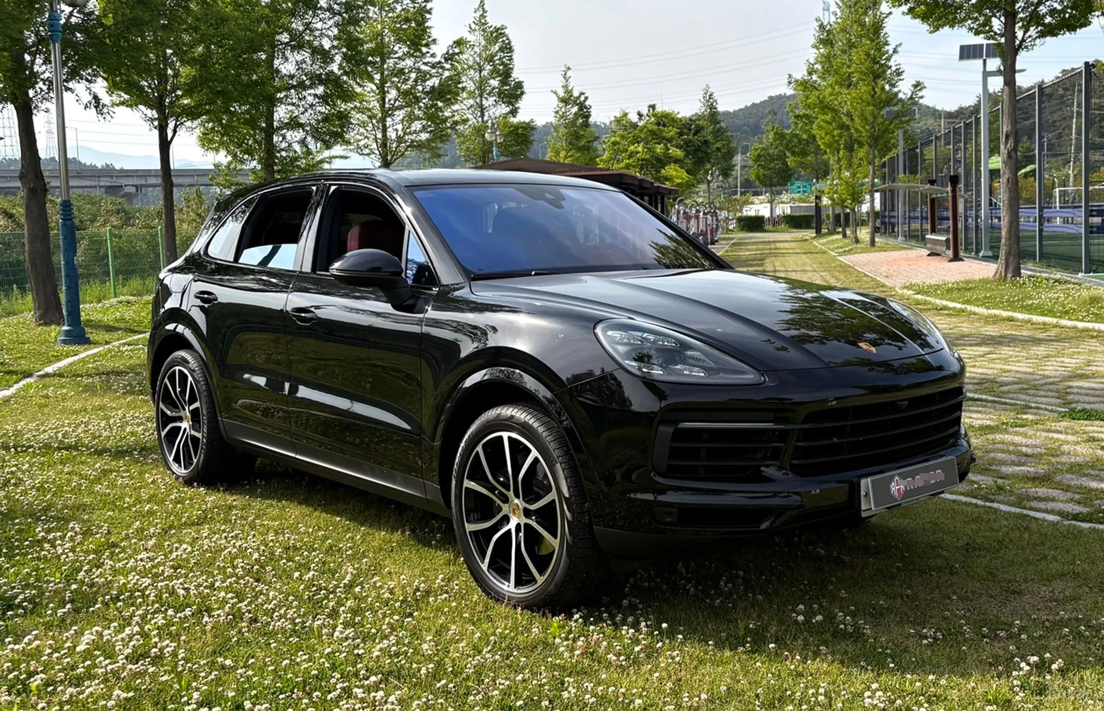 Porsche Cayenne (PO536) превью 3