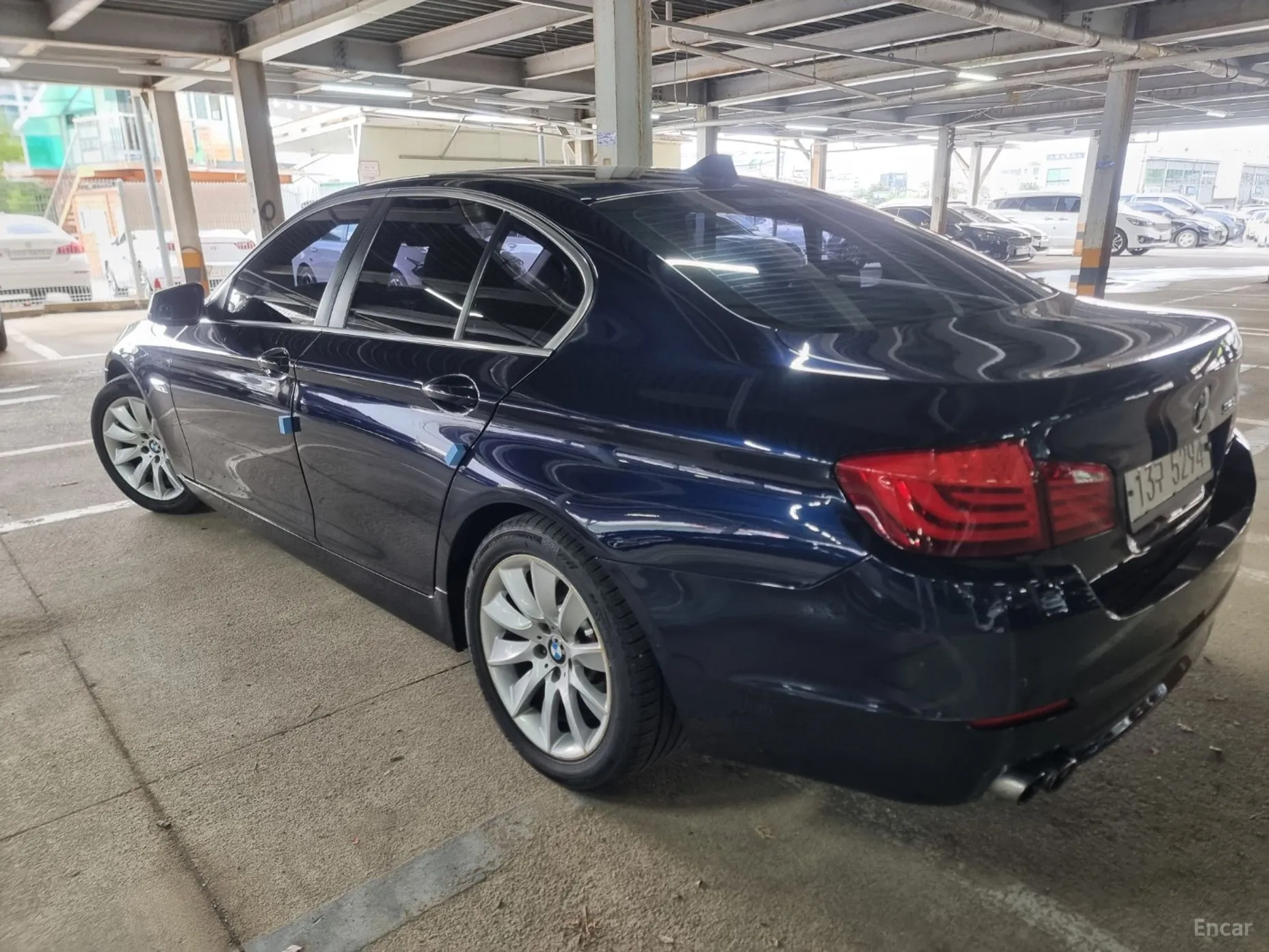 BMW 5 Series (F10) превью 3
