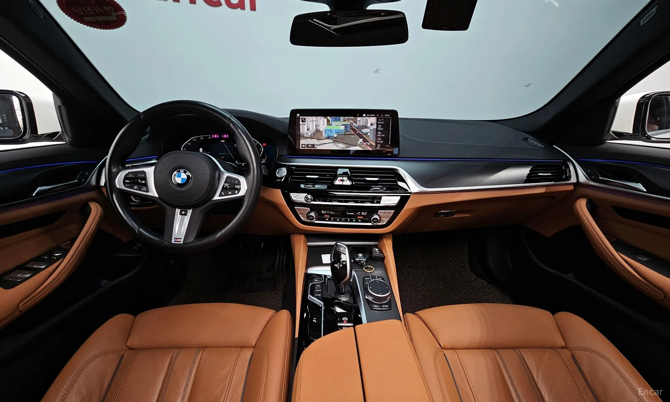 BMW 5 Series (G30) превью 4