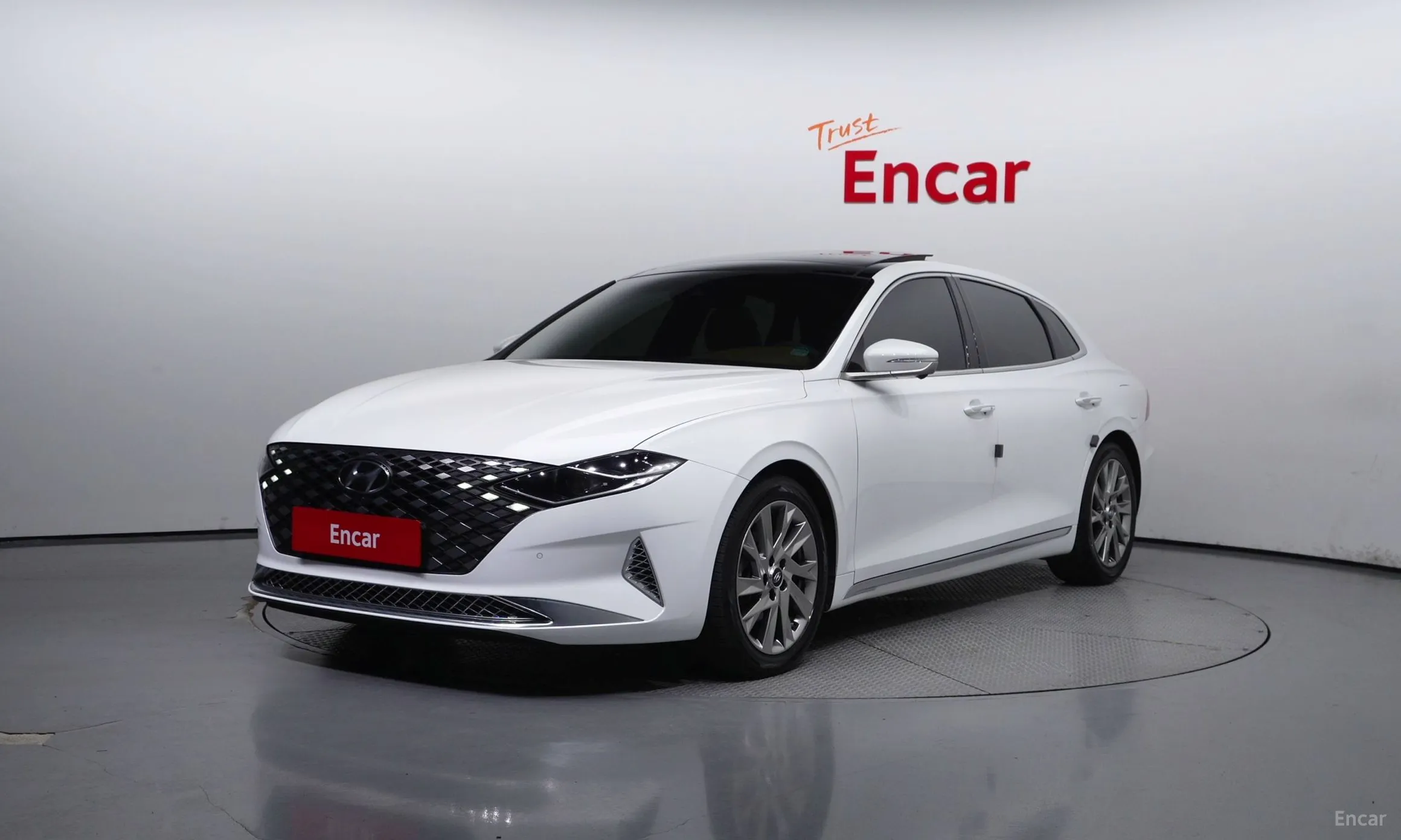 Hyundai Grandeur IG Hybrid