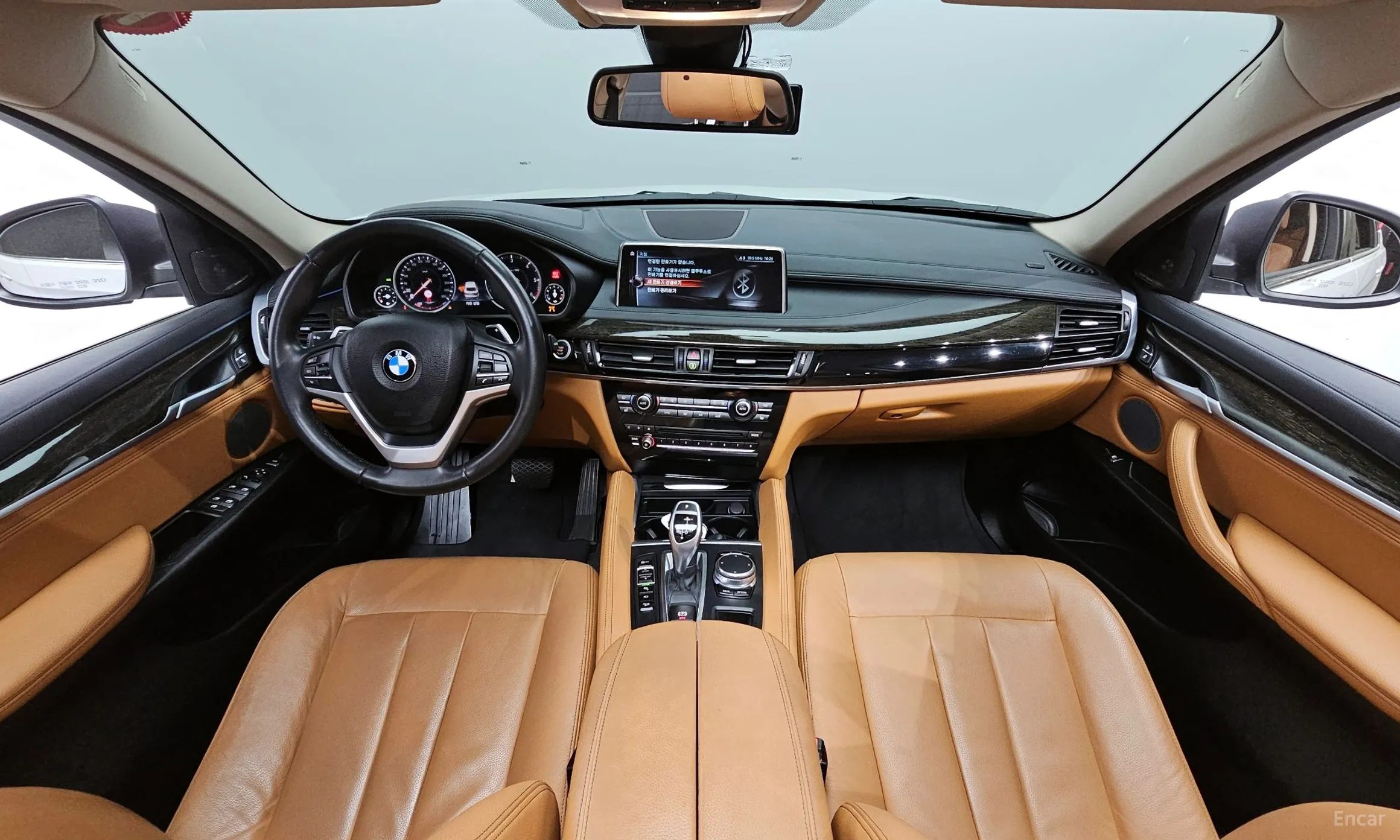 BMW X6 (F16) превью 4