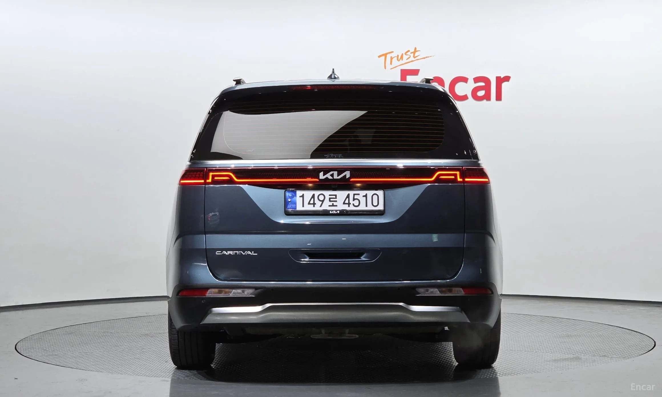 Kia Carnival Gen 4 превью 3