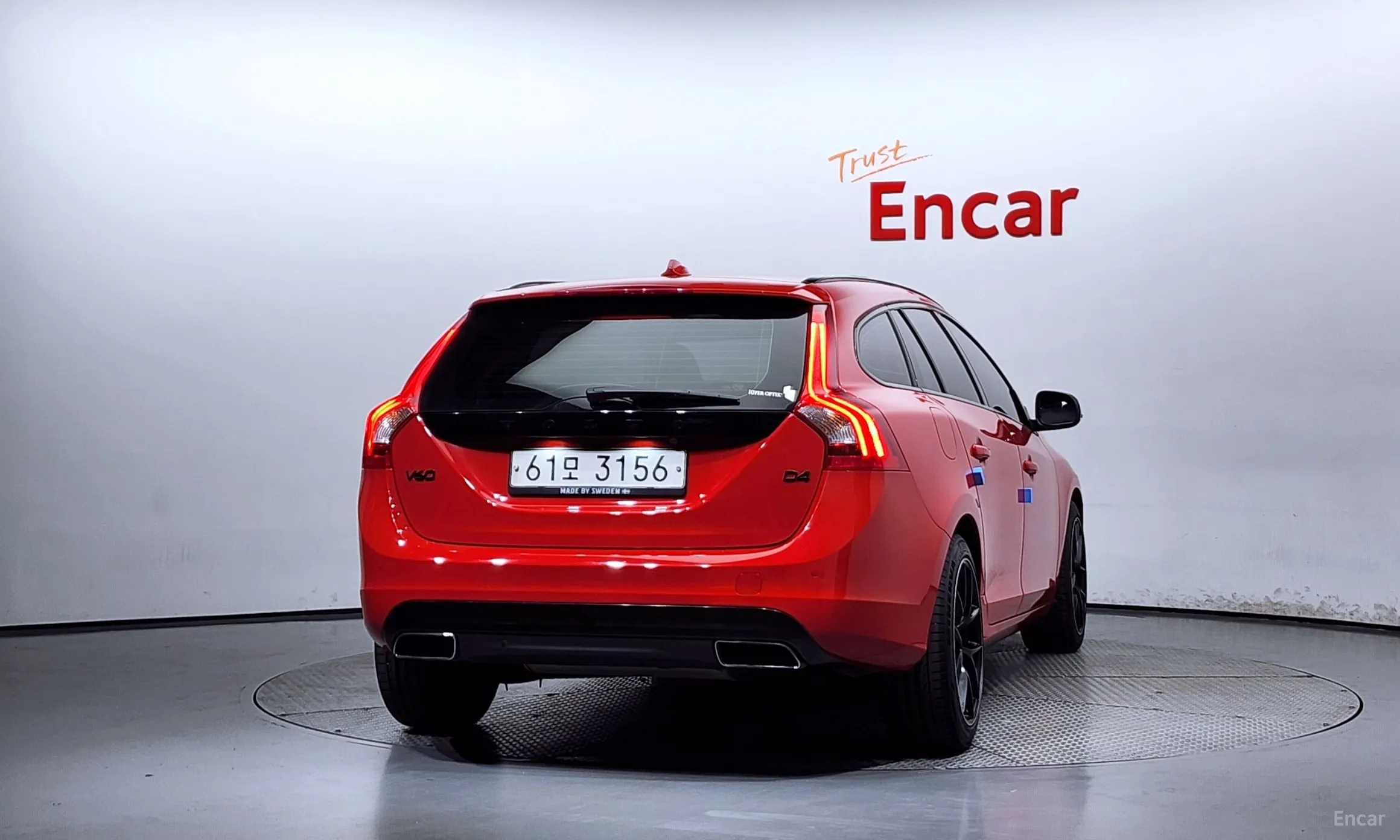 Volvo V60 превью 4
