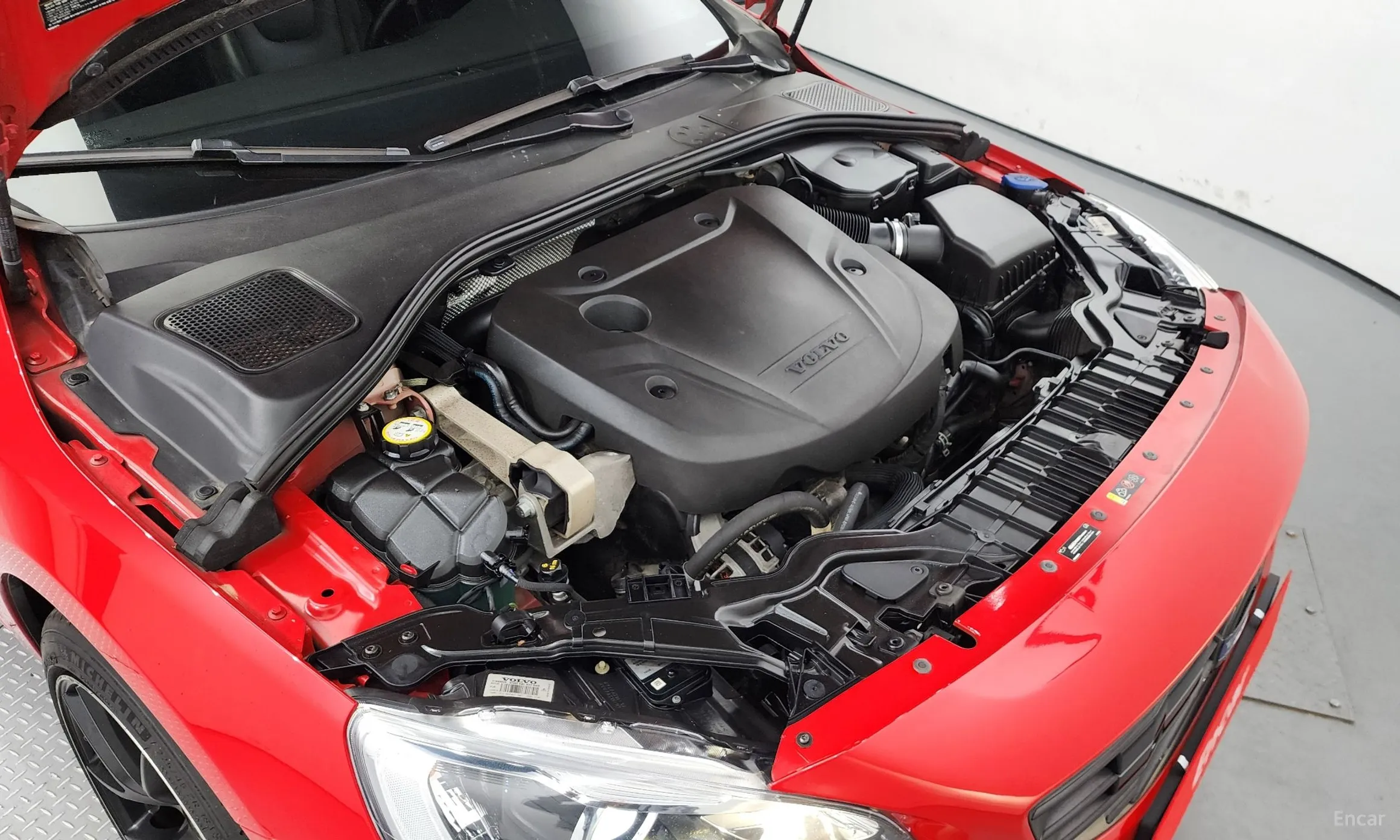 Volvo V60 превью 6