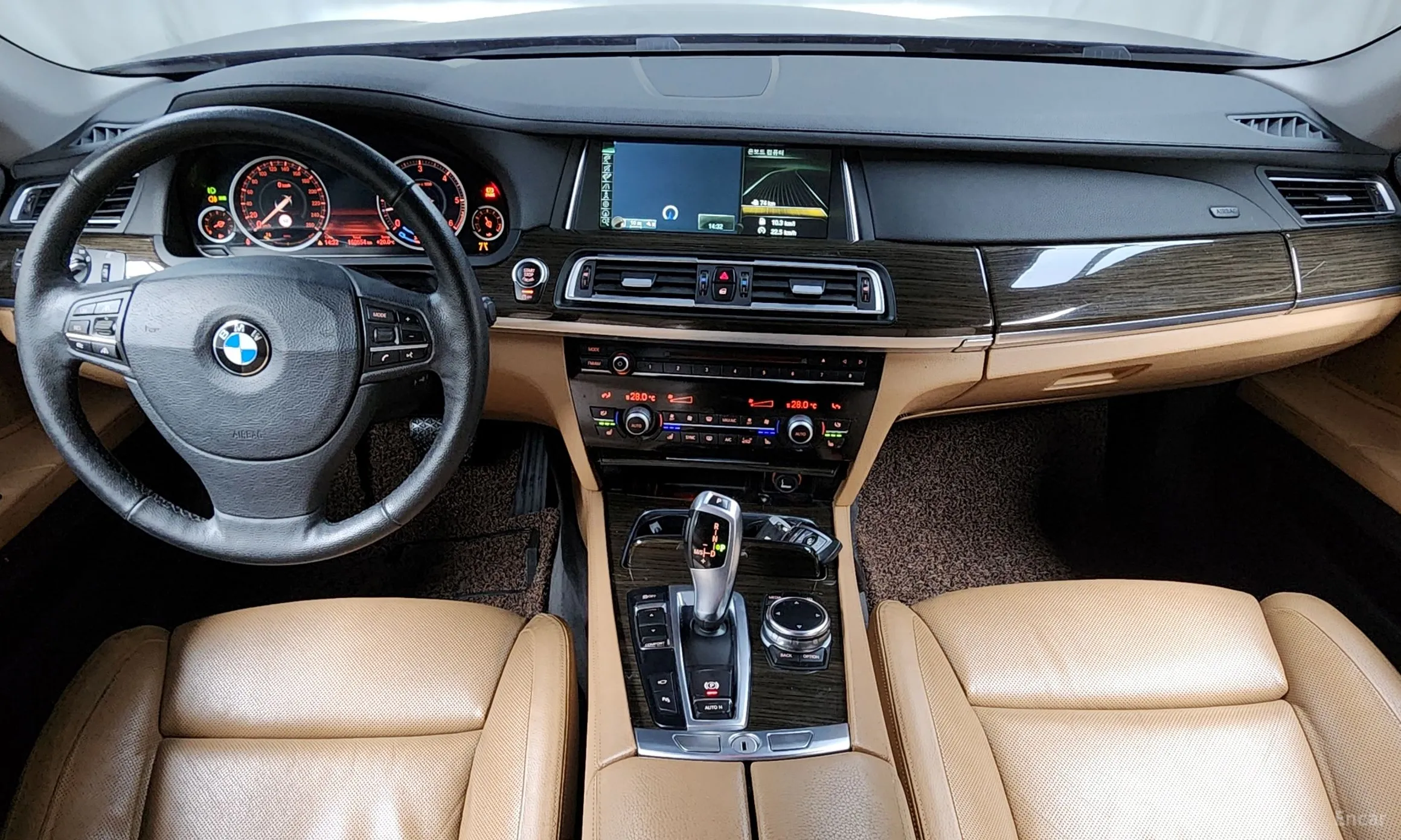 BMW 7 Series (F01) превью 4