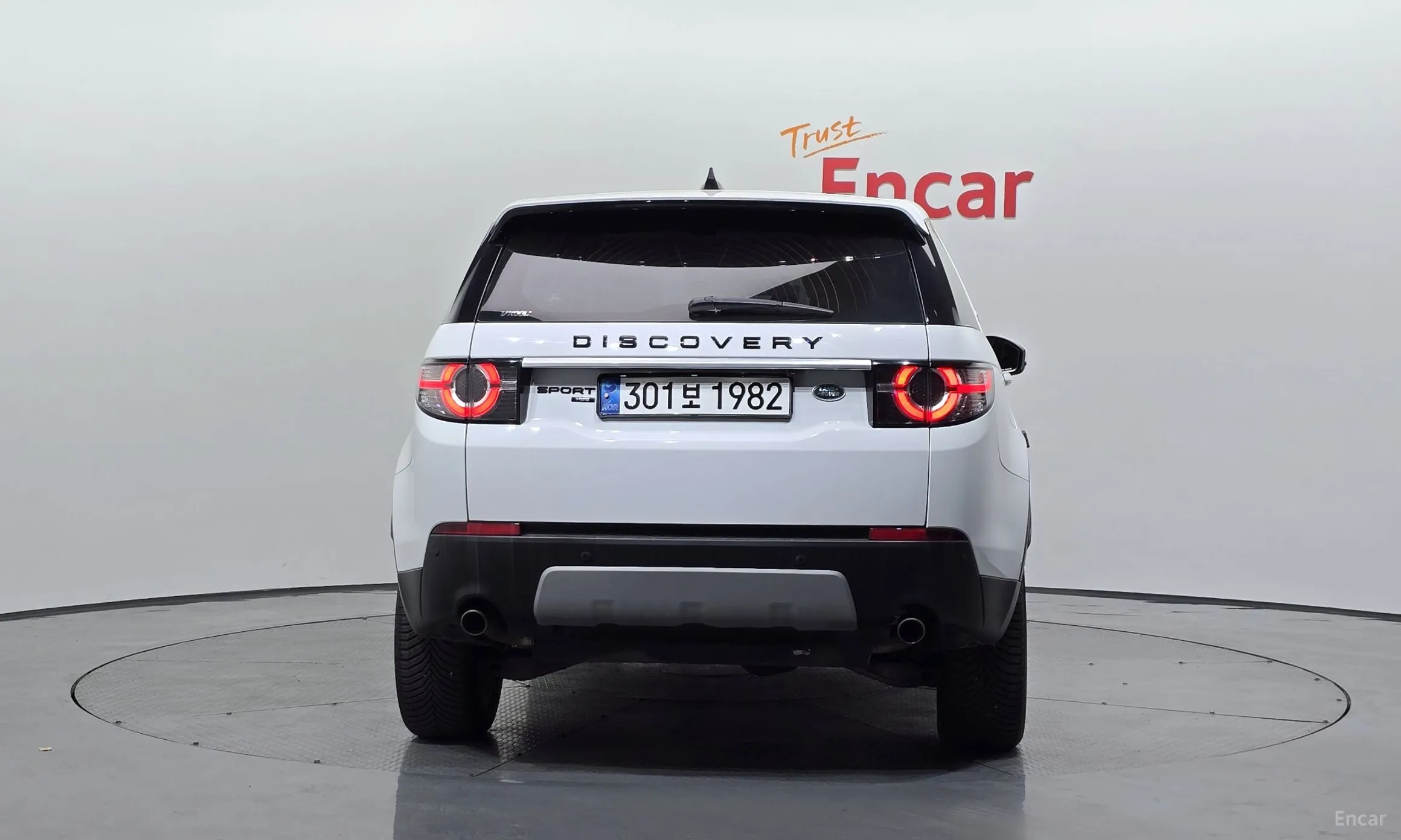 Land Rover Discovery Sports превью 3