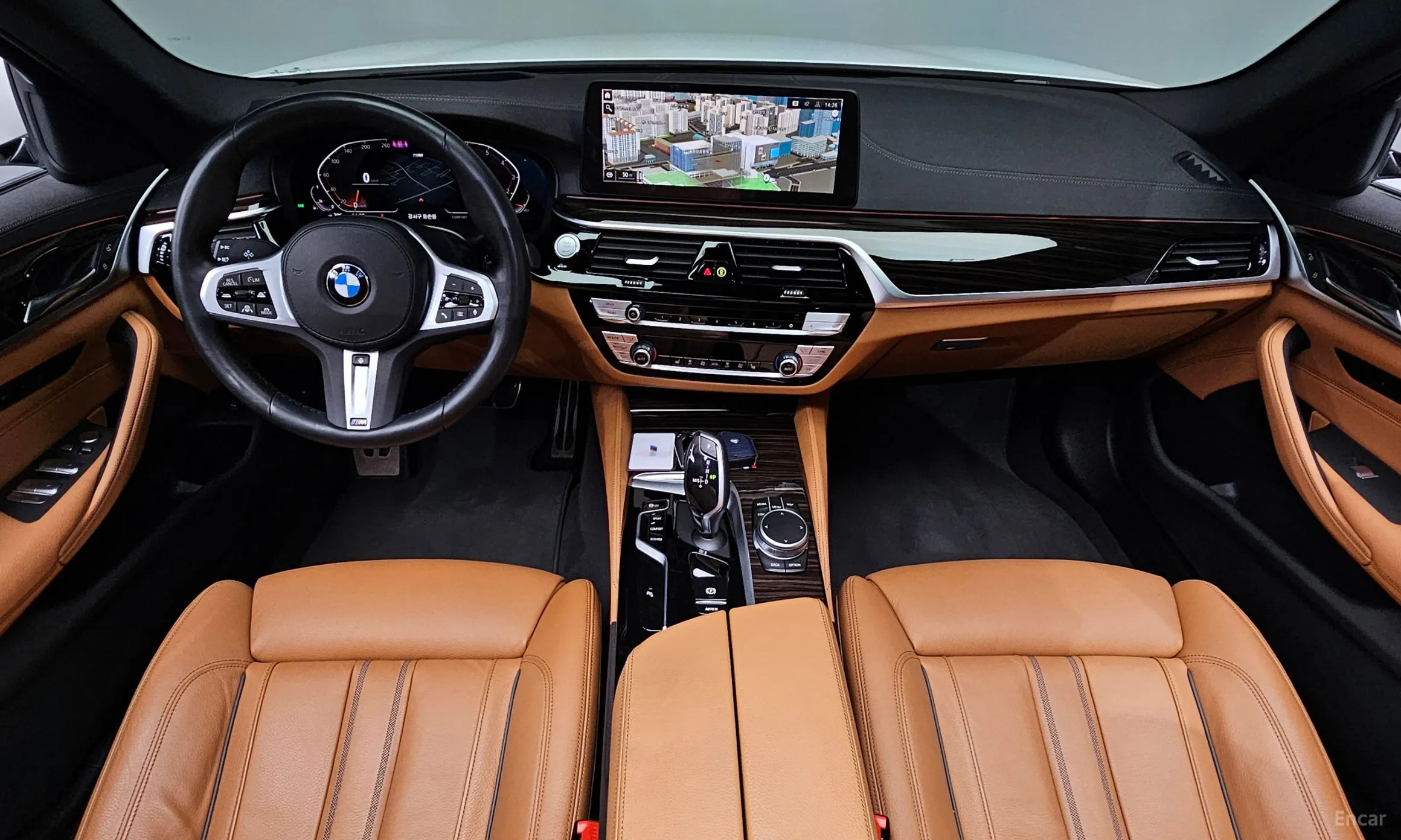 BMW 5 Series (G30) превью 4