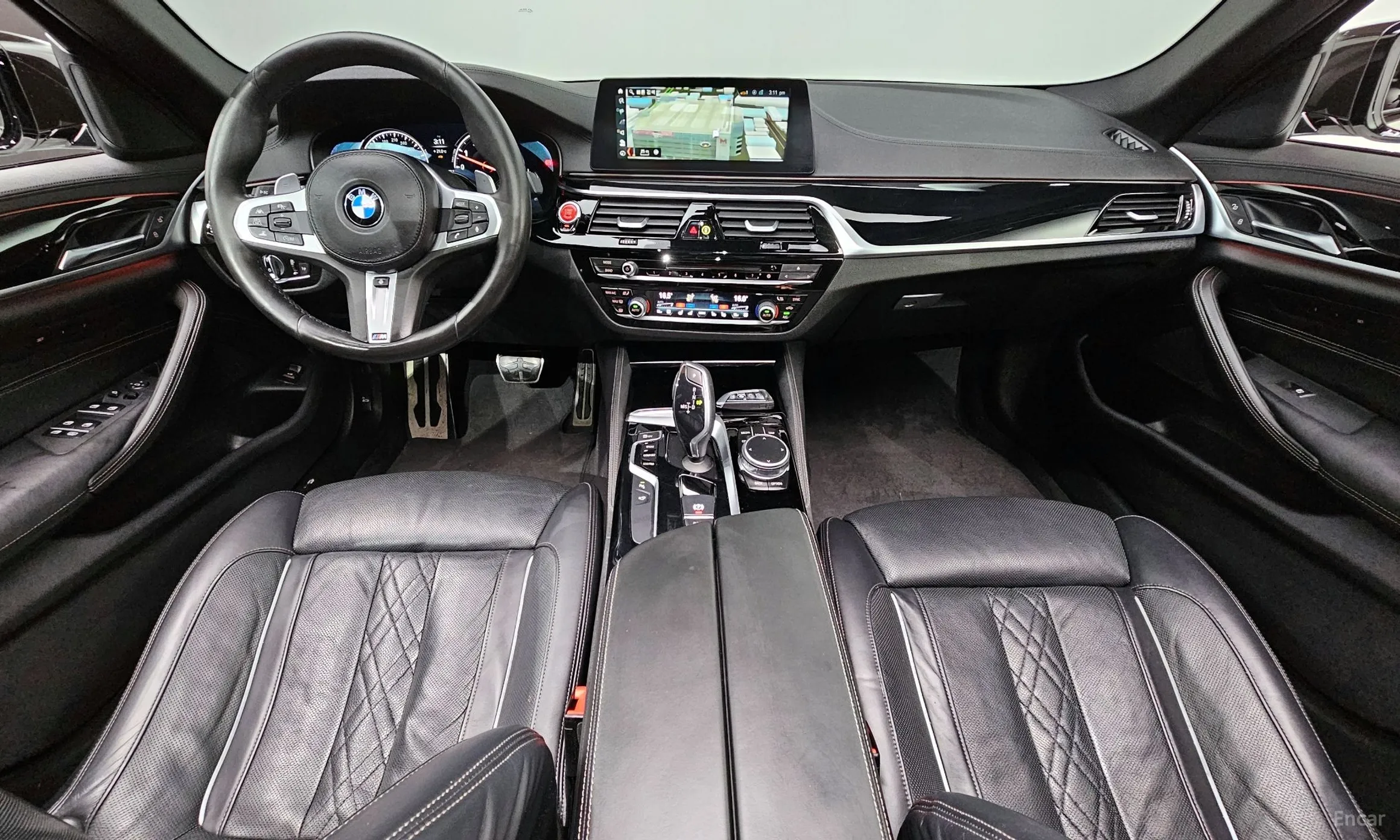 BMW 5 Series (G30) превью 4