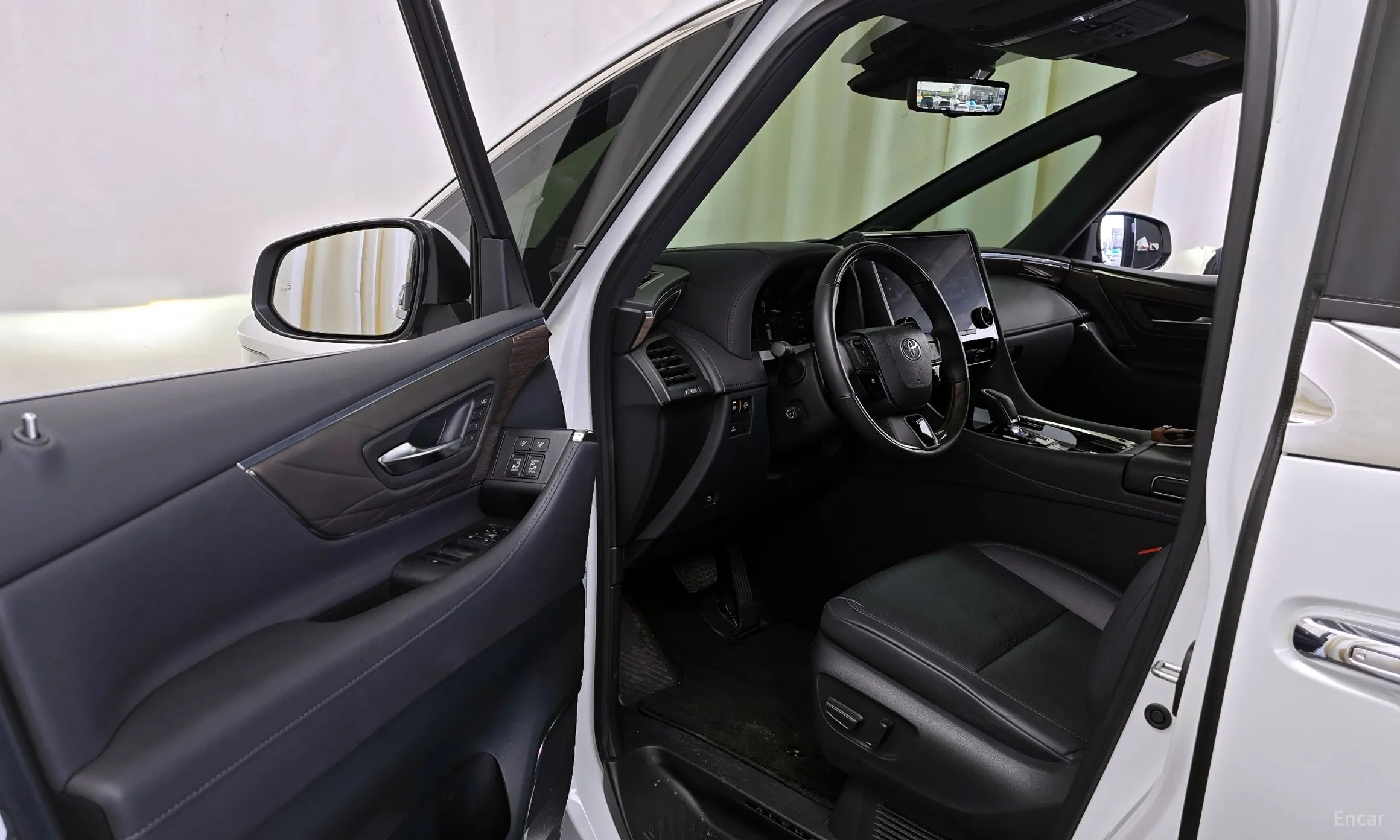Toyota Alphard 4th Generation превью 10