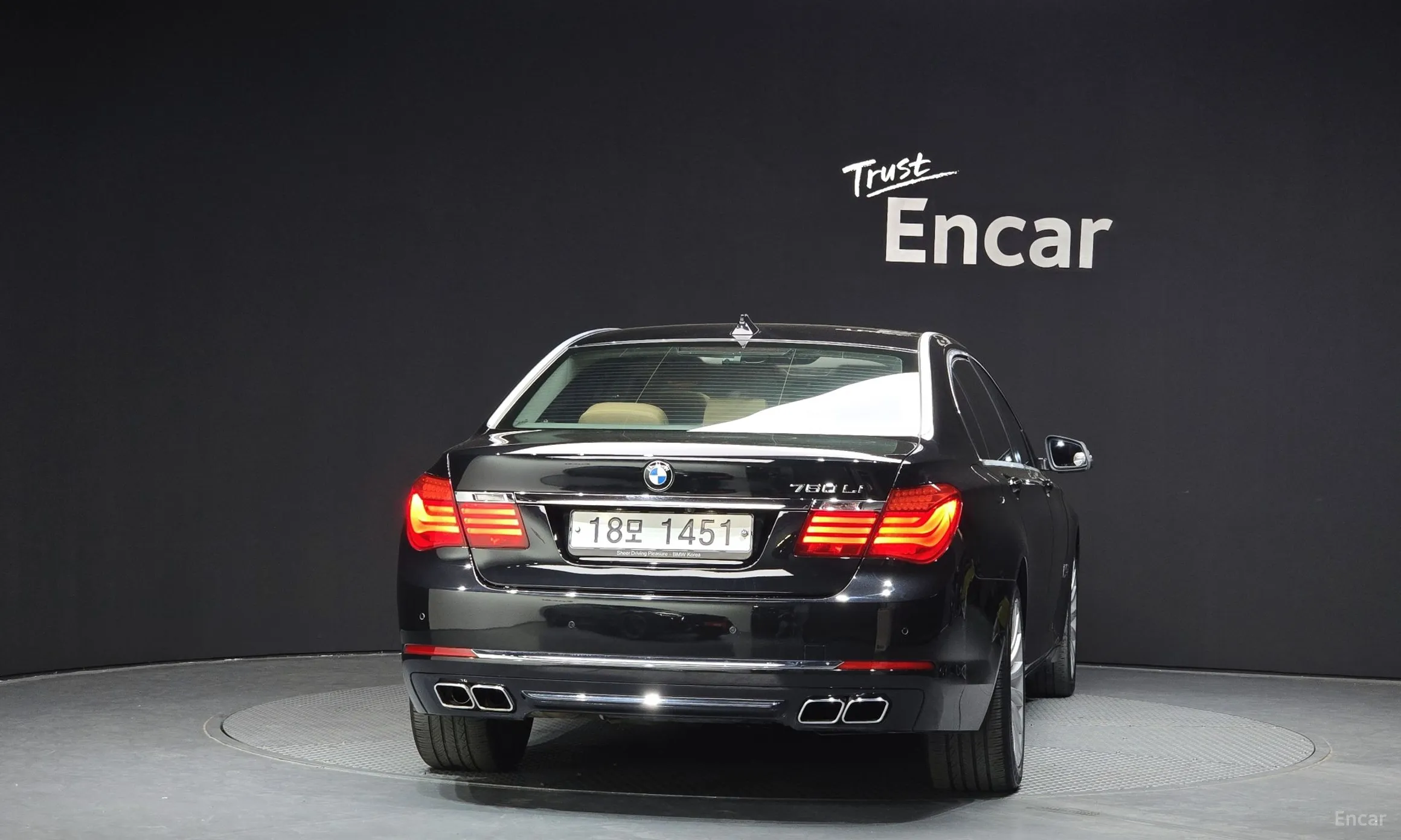 BMW 7 Series (F01) превью 3