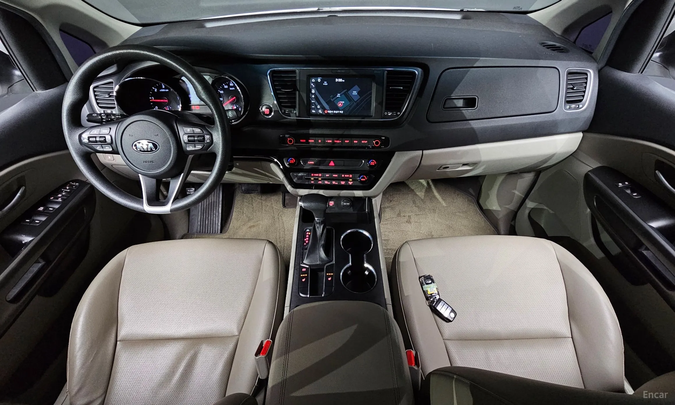 Kia Carnival превью 4