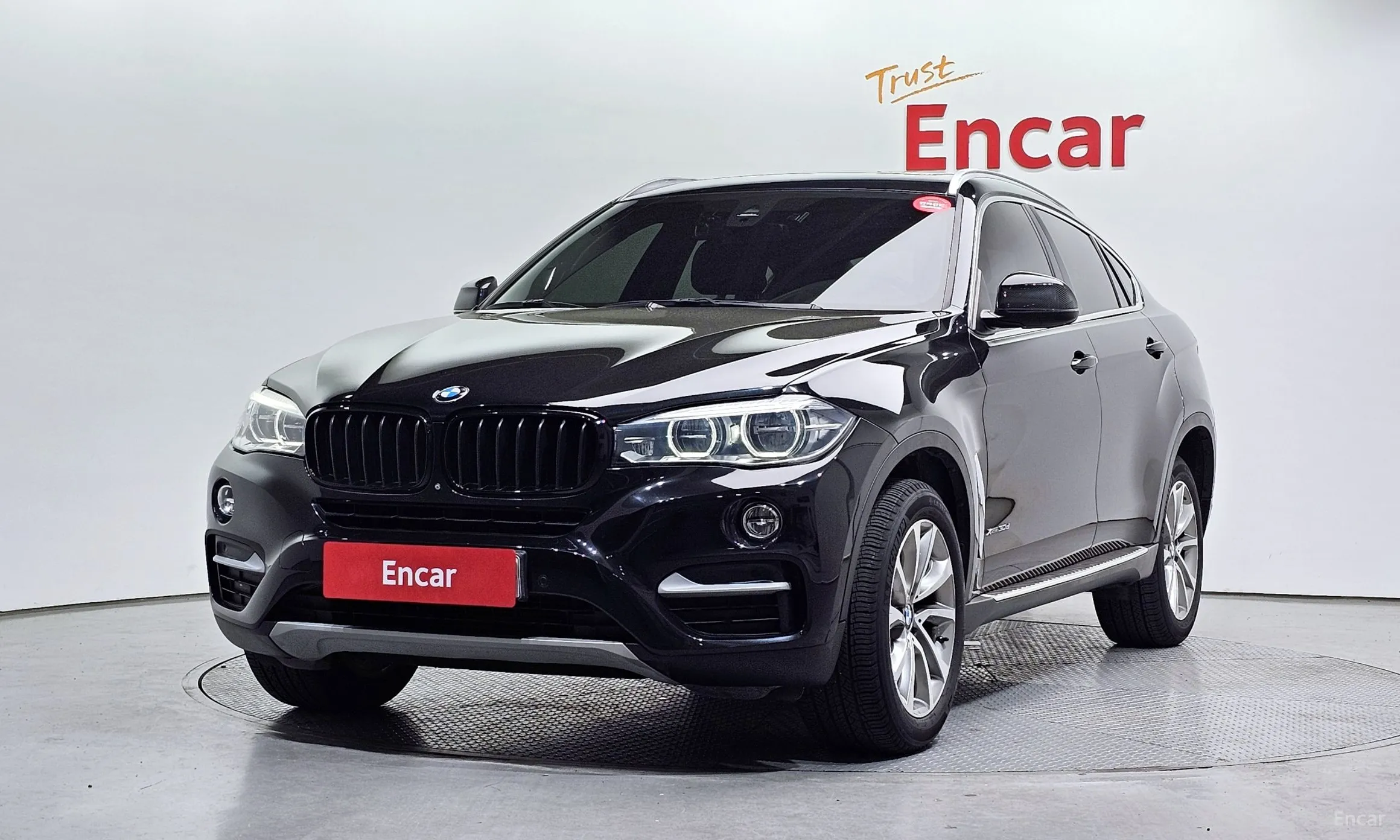 X6 (F16)