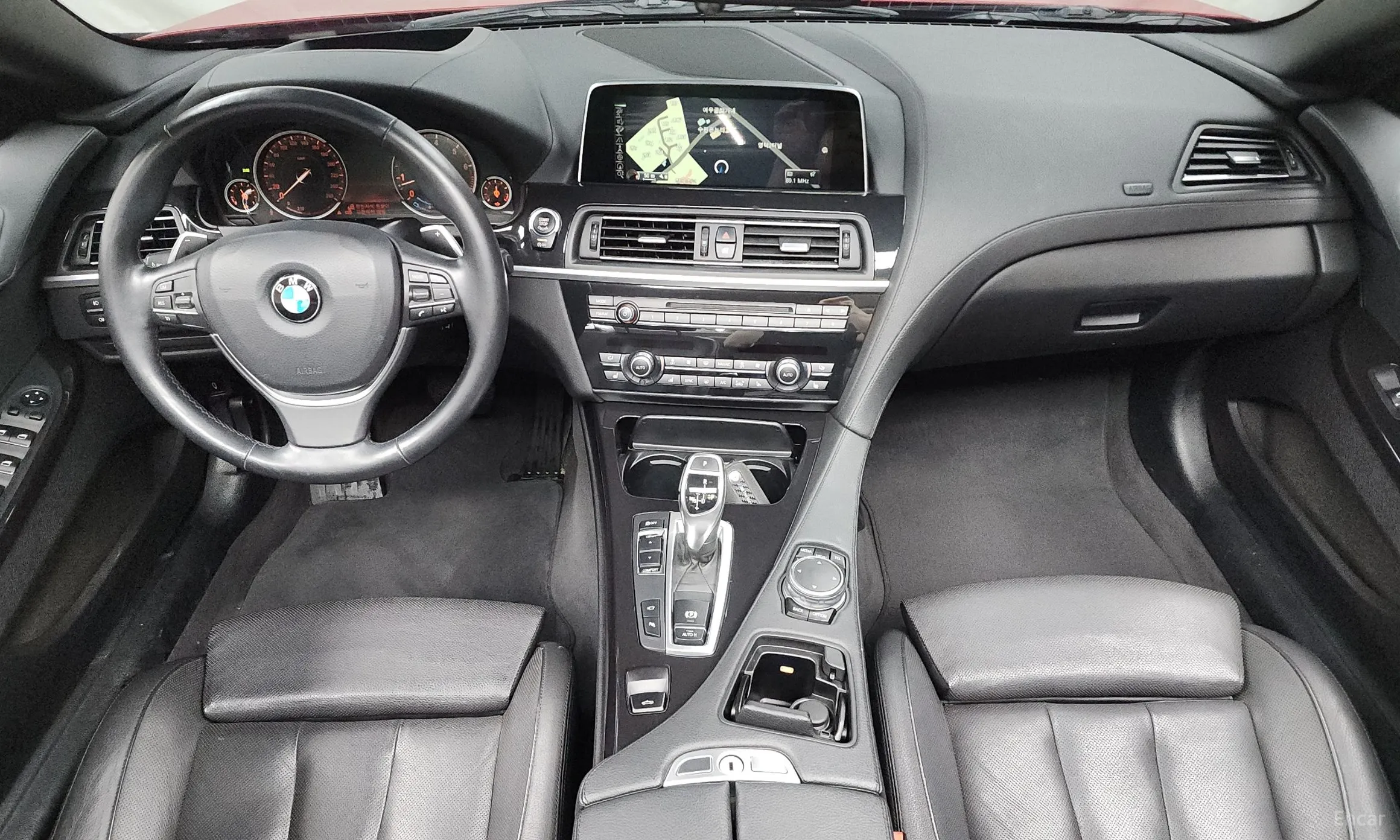 BMW 6 Series (F12) превью 4