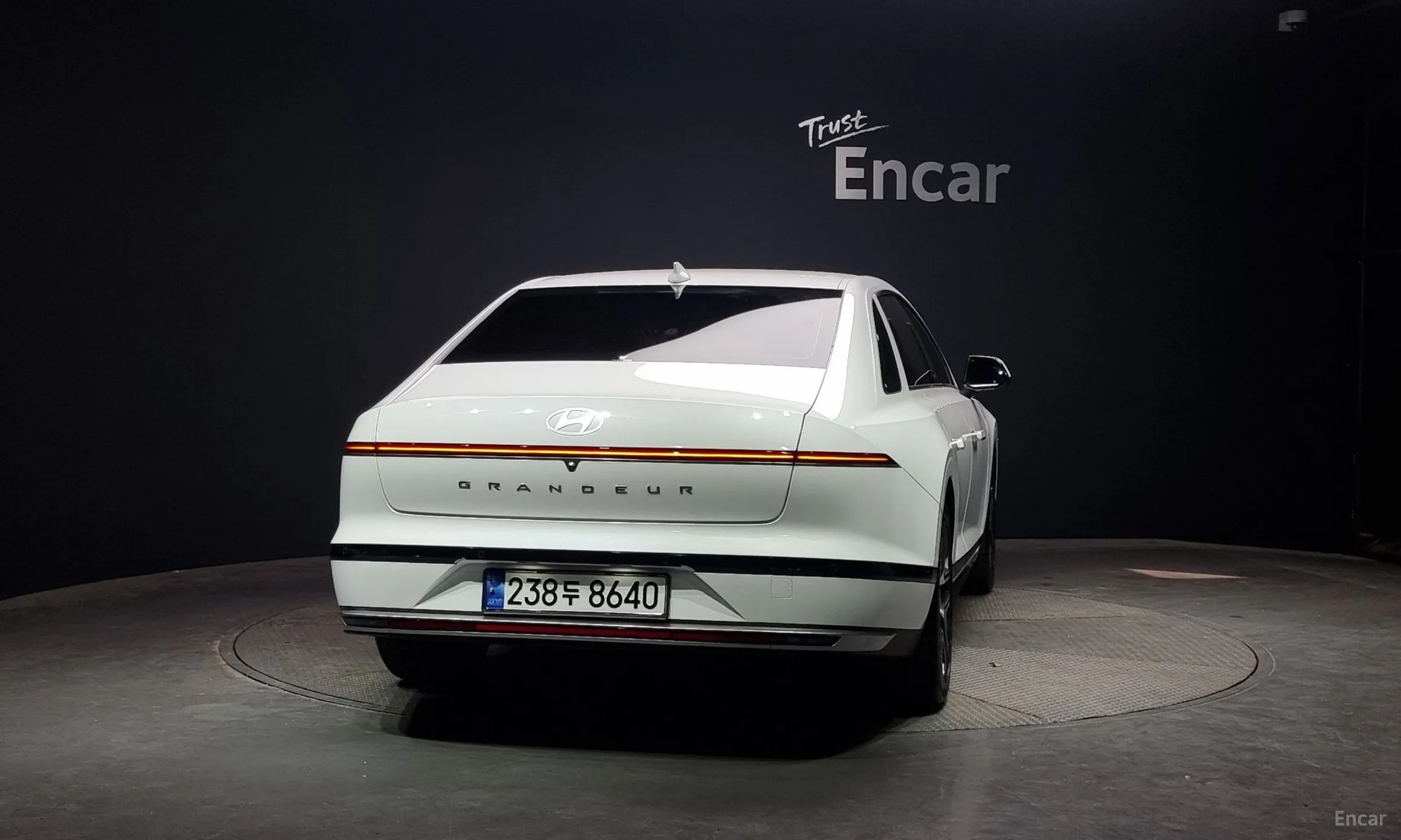 Hyundai Grandeur (GN7) превью 3