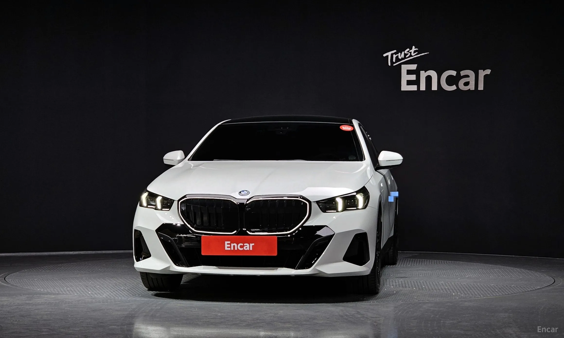 BMW 5 Series (G60)