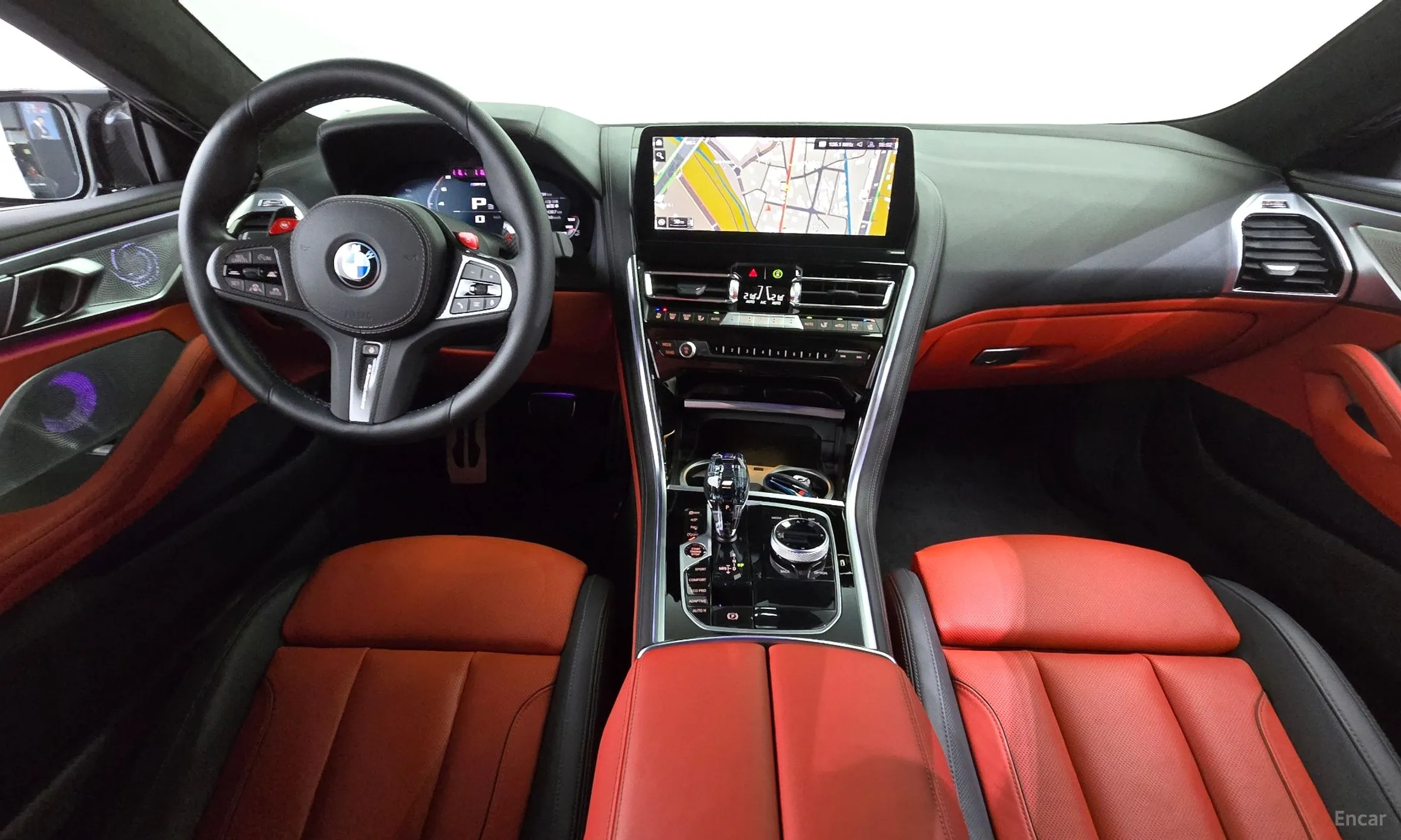 BMW 8-series (G15) превью 4