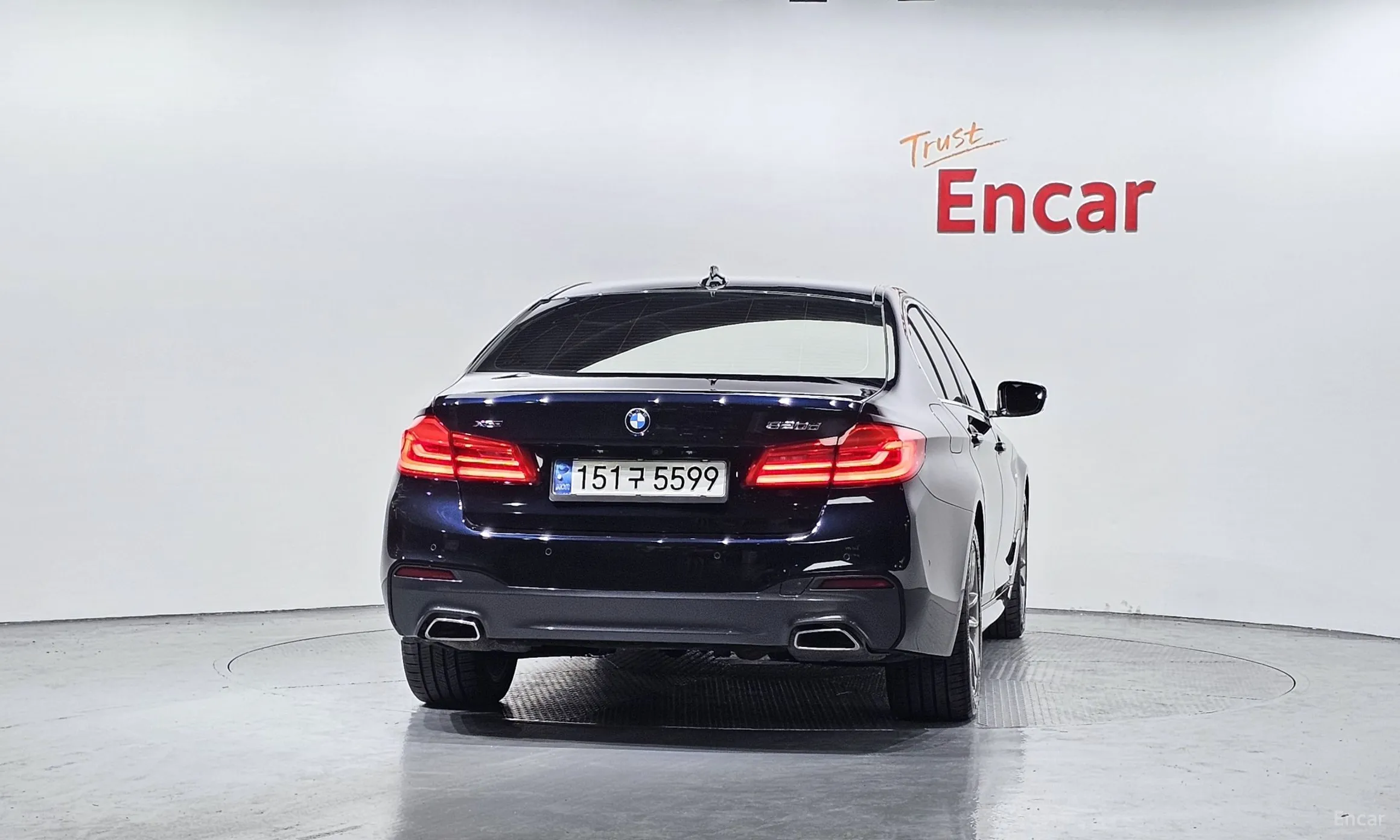 BMW 5 Series (G30) превью 3