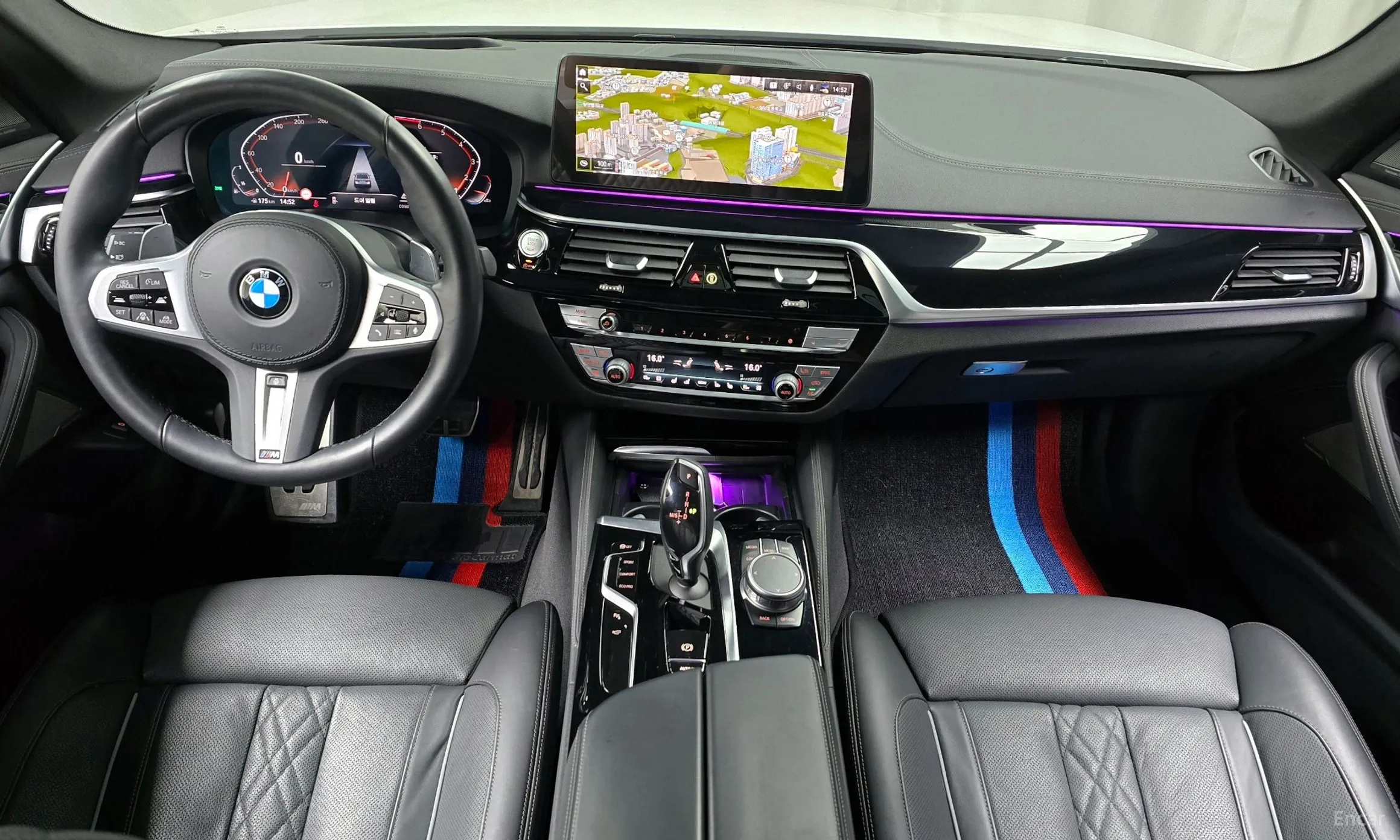 BMW 5 Series (G30) превью 4