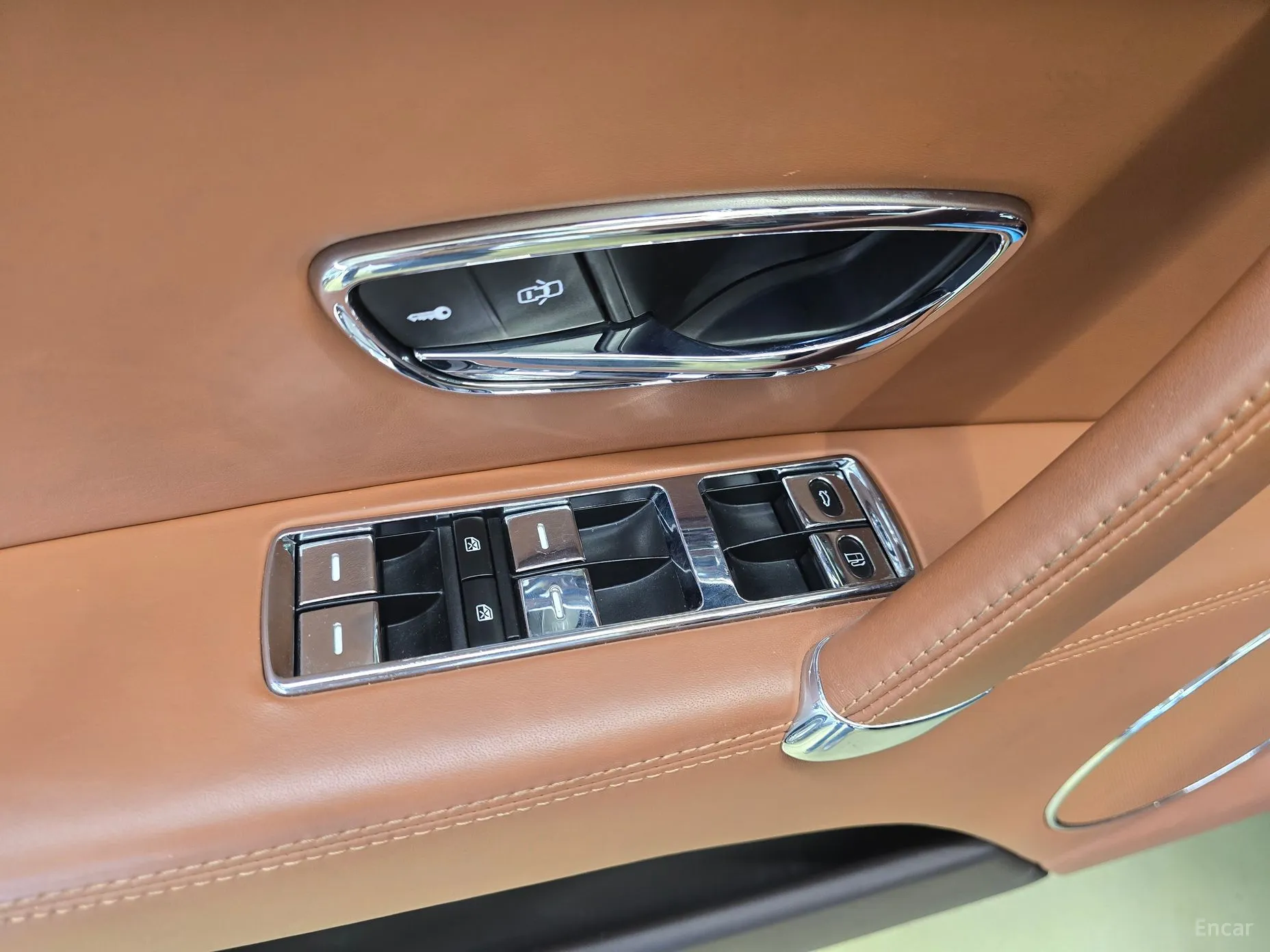 Bentley Flying Spur 2nd Generation превью 15
