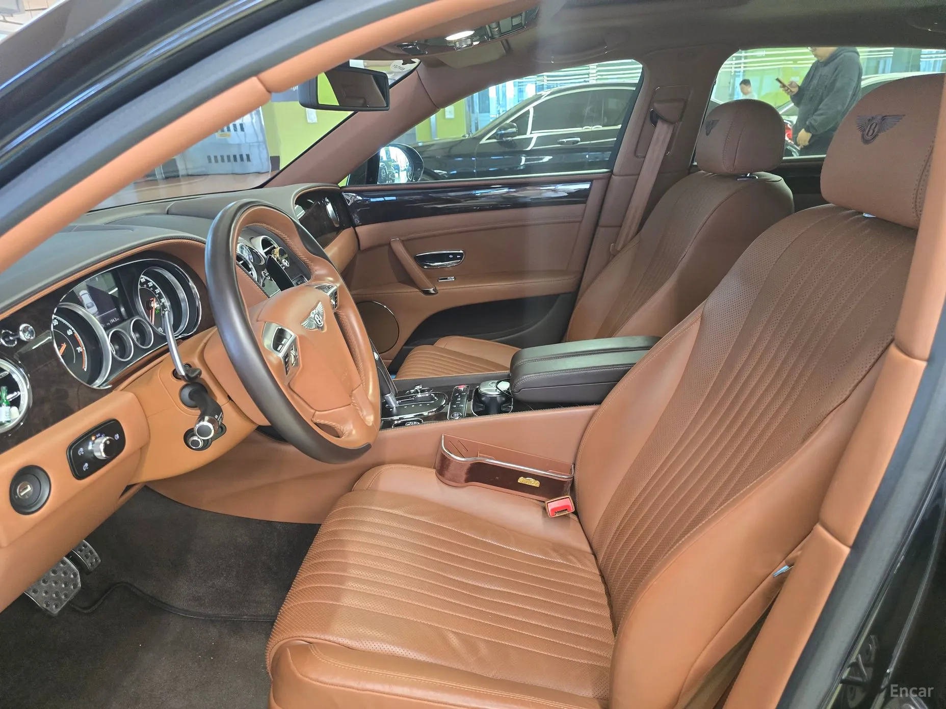 Bentley Flying Spur 2nd Generation превью 18