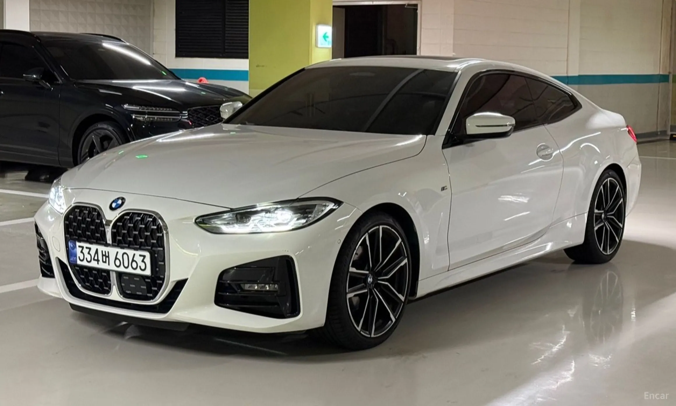 BMW Series 4 (G22) превью 2