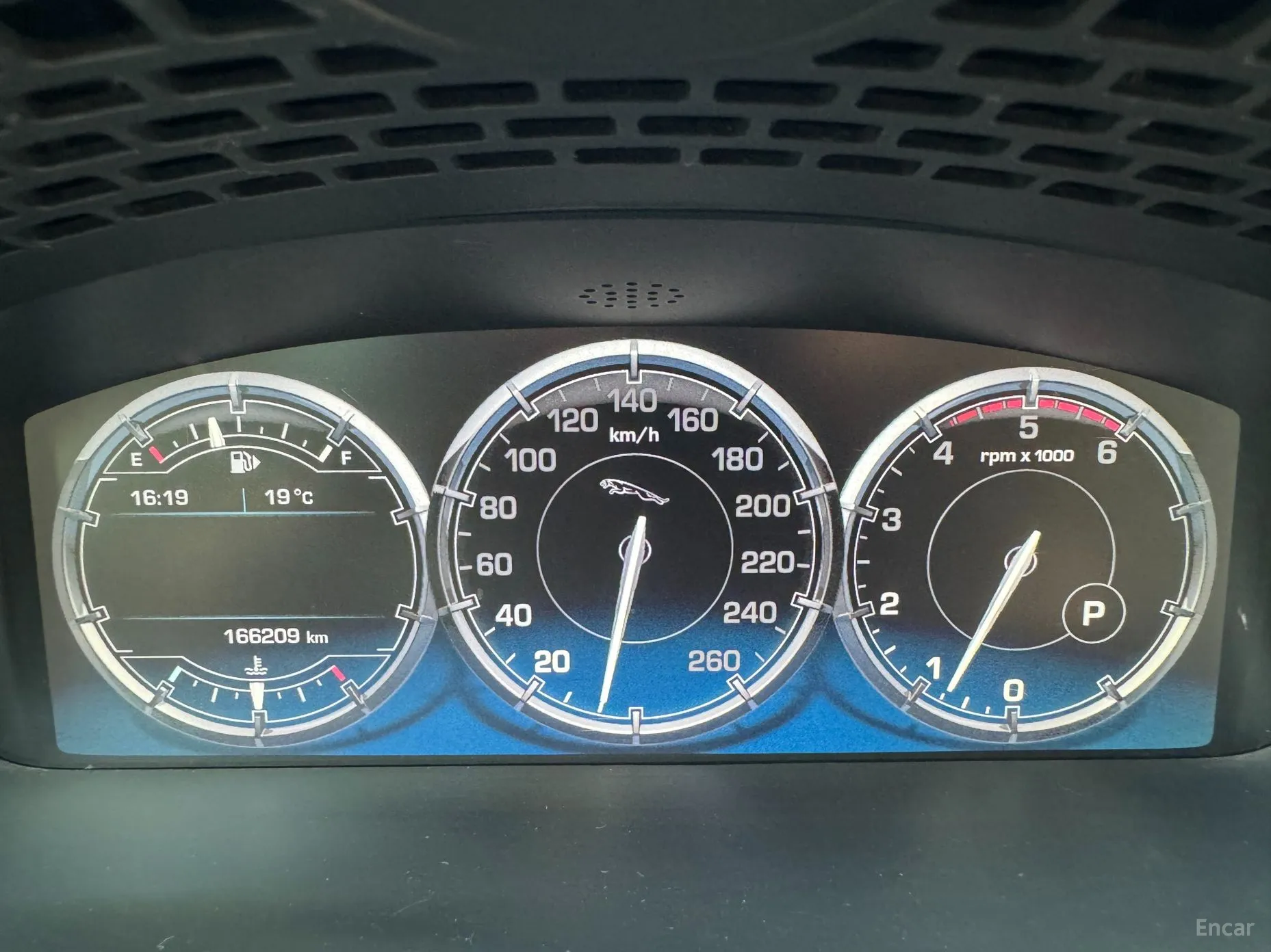 Jaguar All New XJ превью 8