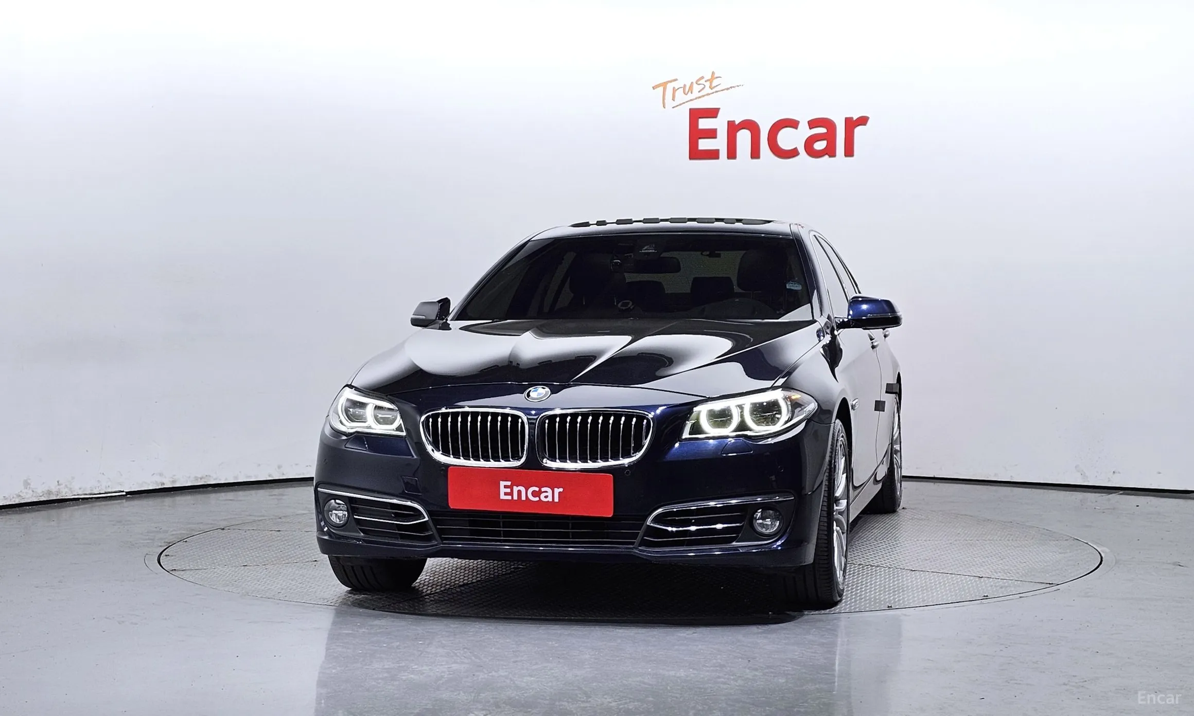 BMW 5 Series (F10) превью 2