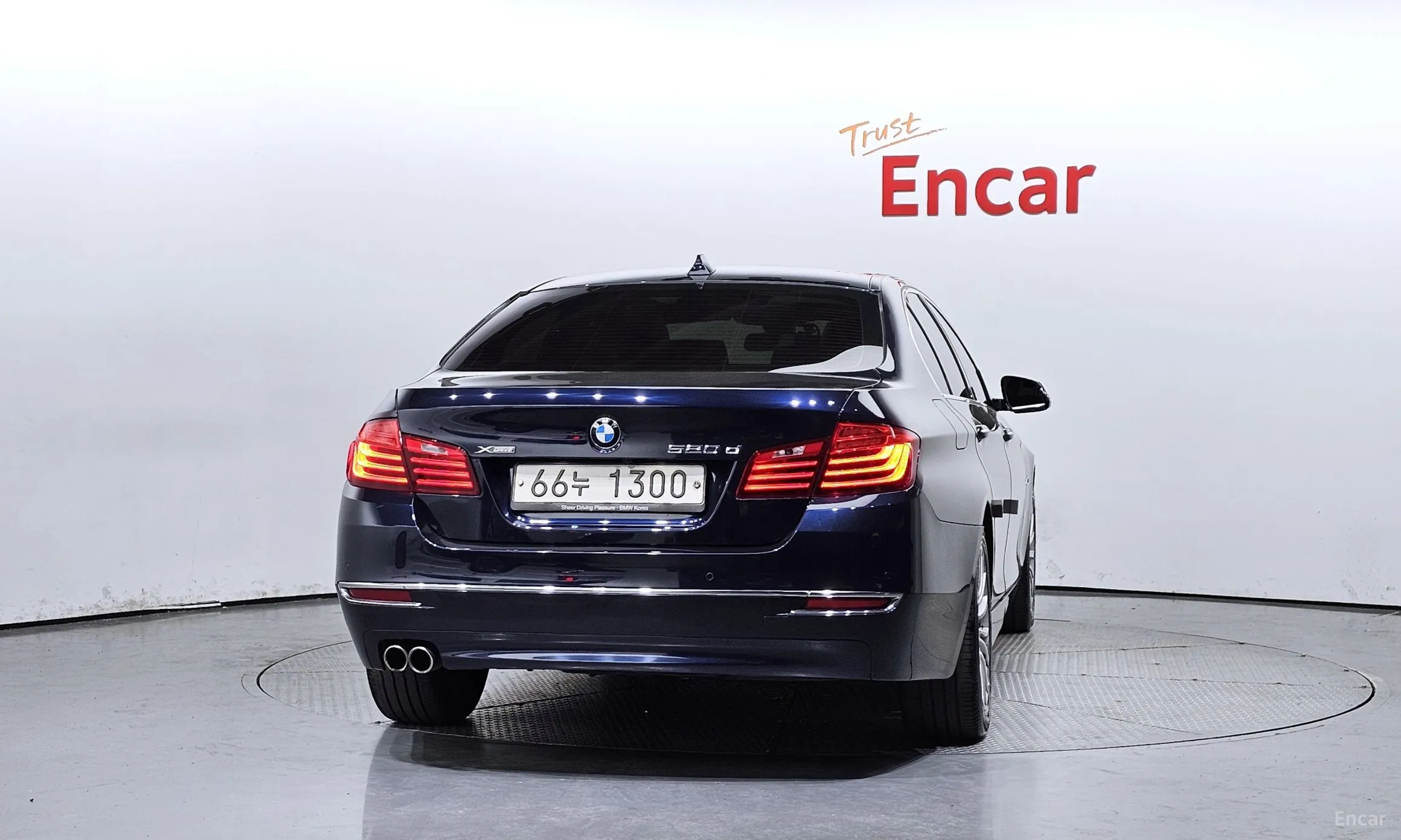 BMW 5 Series (F10) превью 3