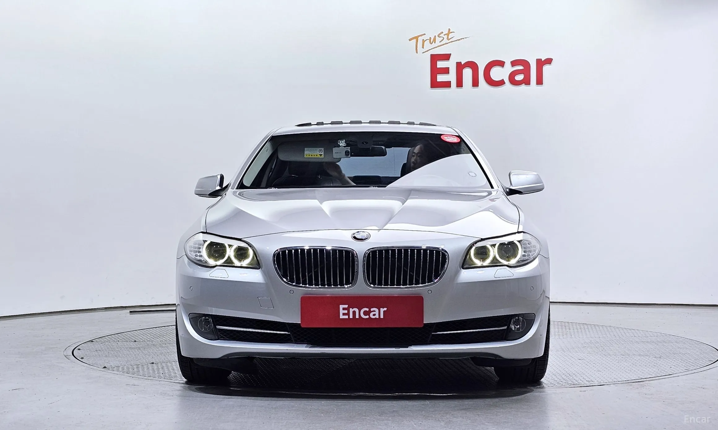 BMW 5 Series (F10) превью 2