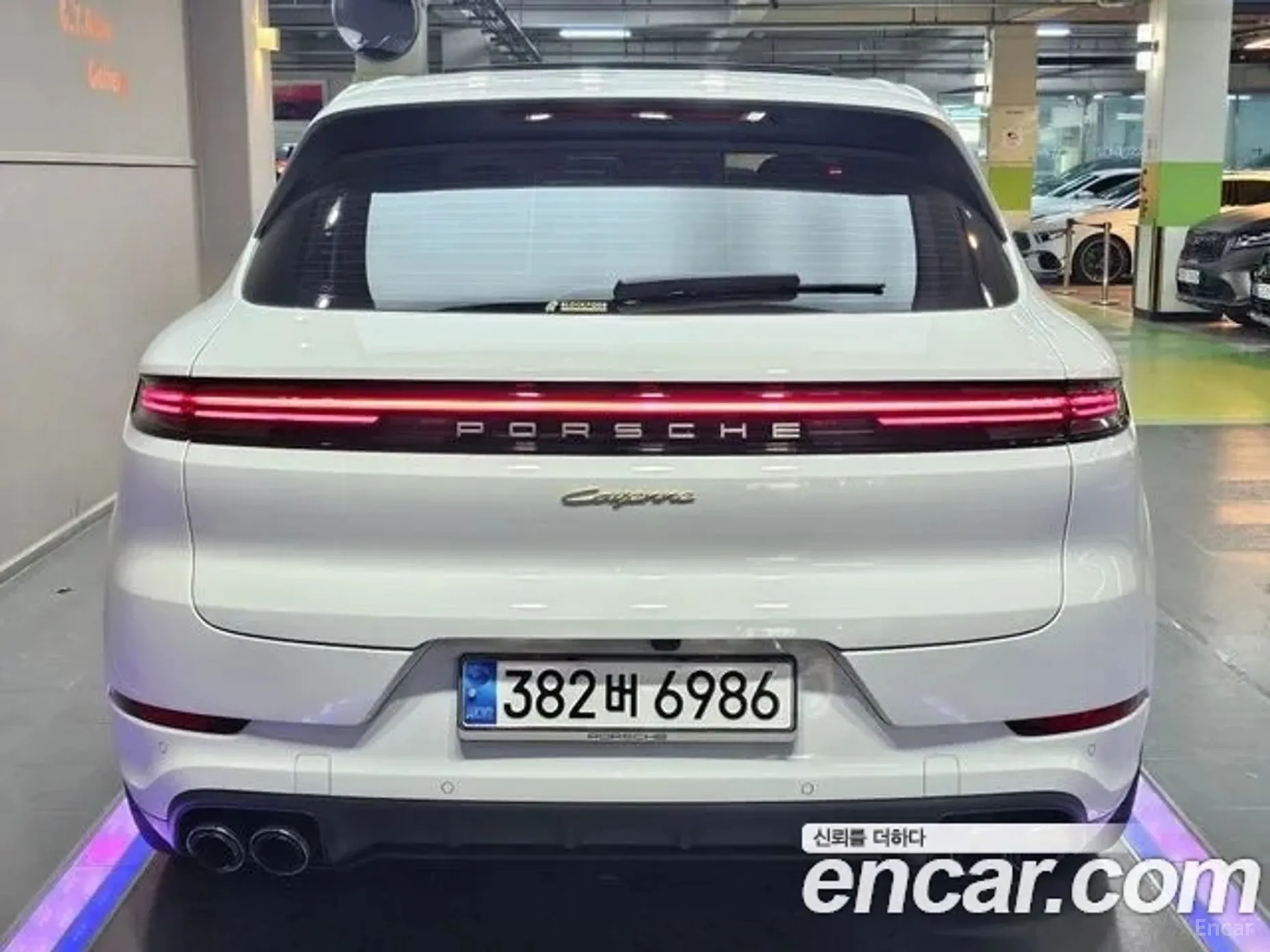 Porsche Cayenne (PO536) превью 3
