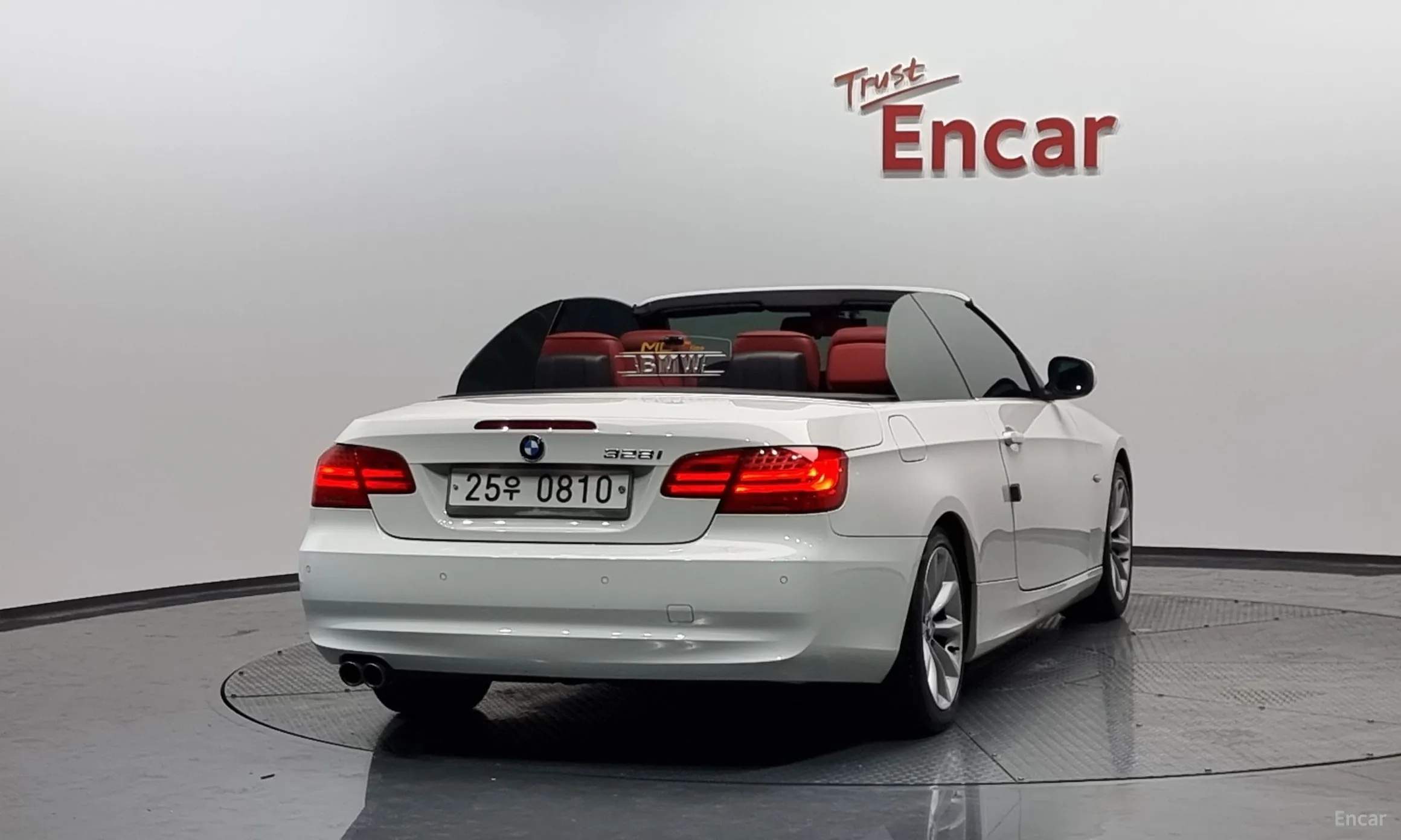 BMW 3 Series (E90) превью 3