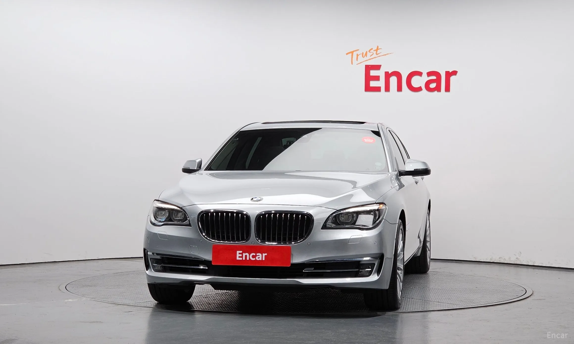 BMW 7 Series (F01) превью 2