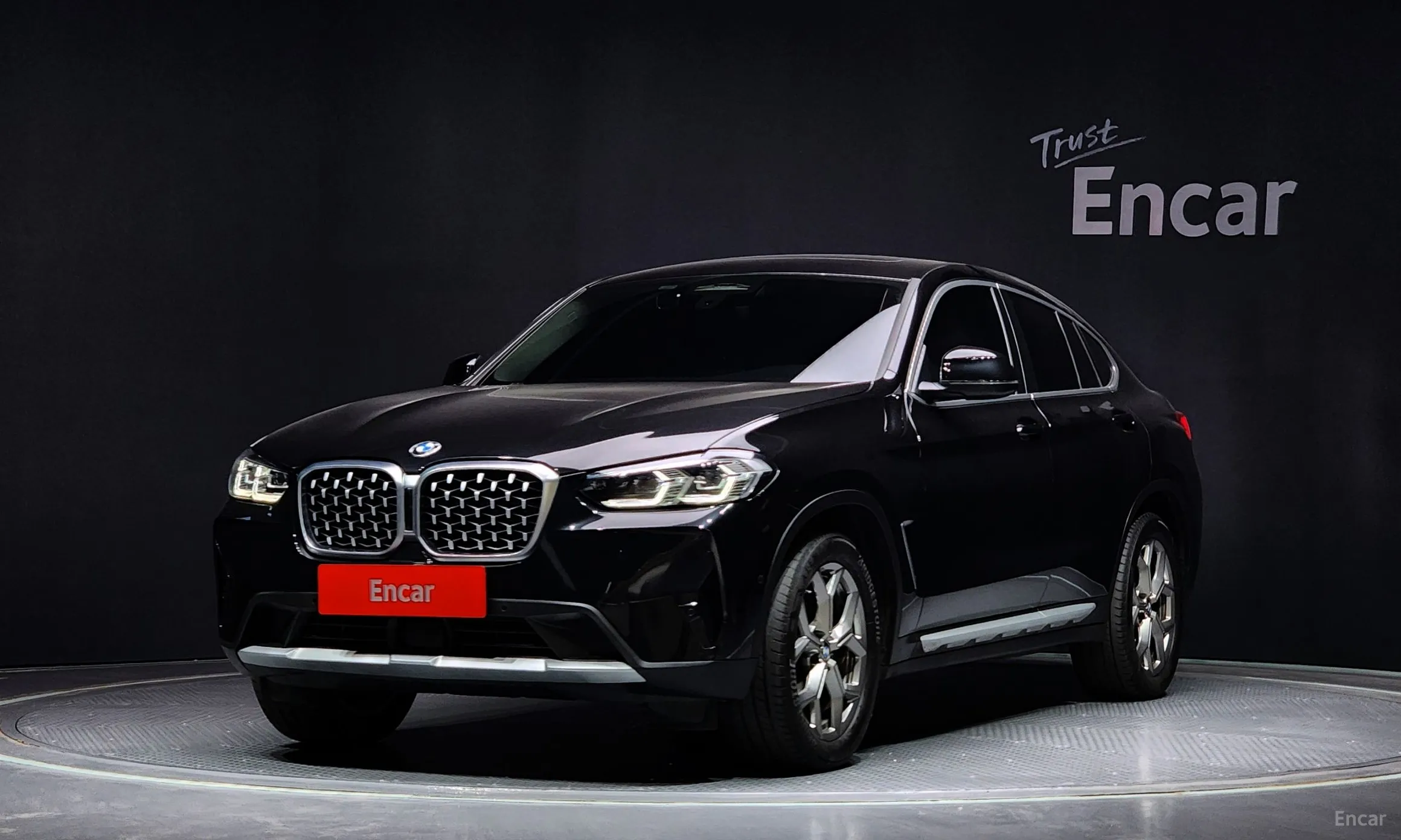 X4 (G02)