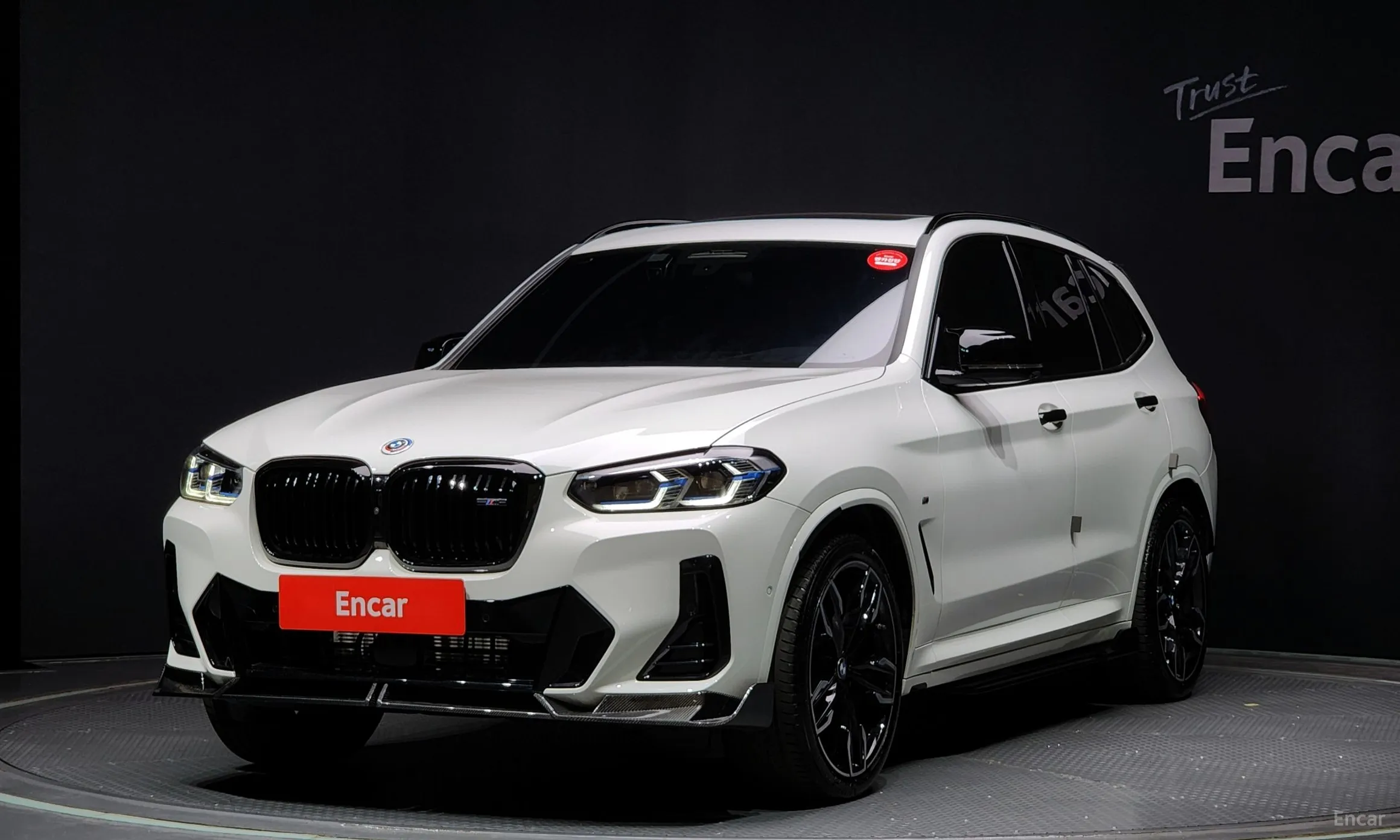 X3 (G01)