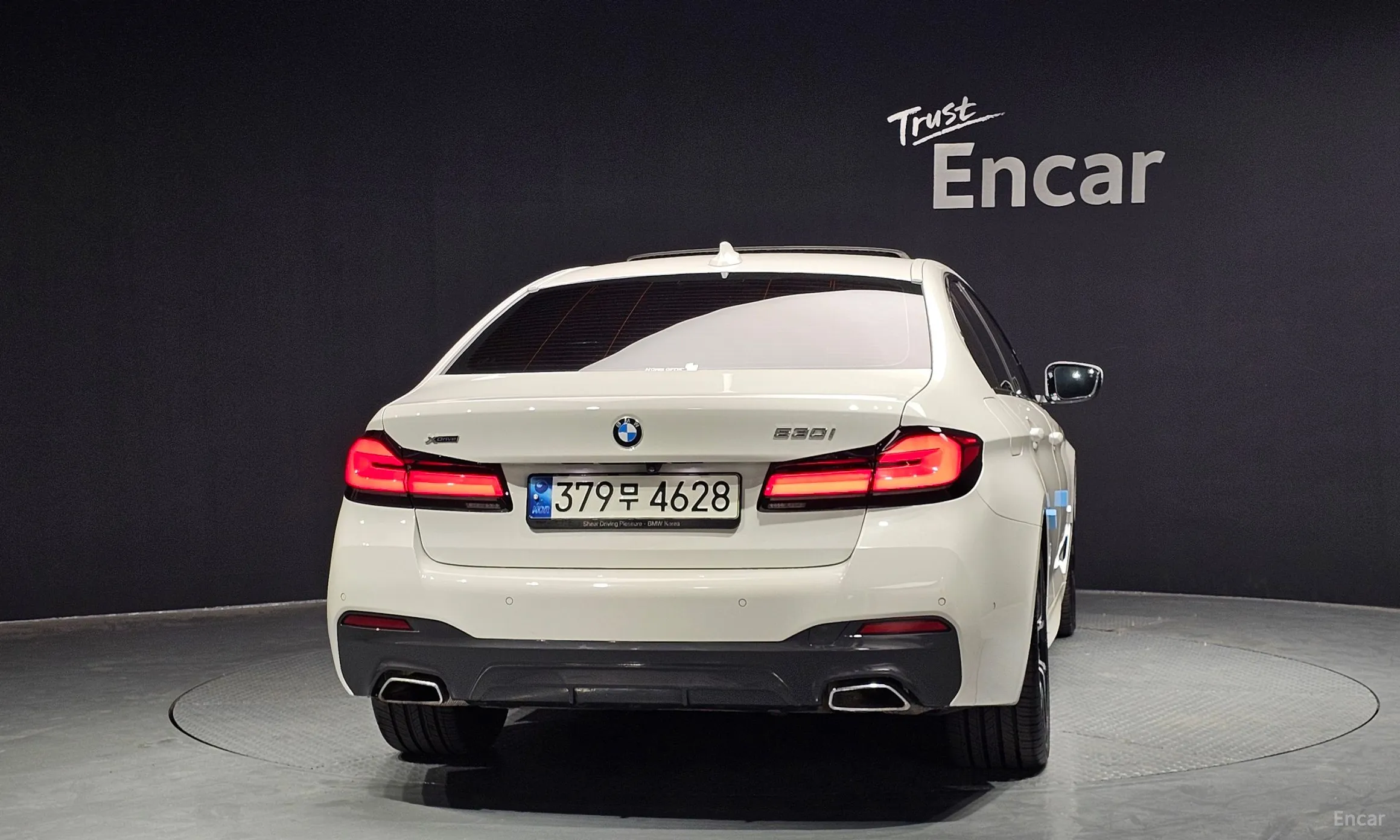 BMW 5 Series (G30) превью 3